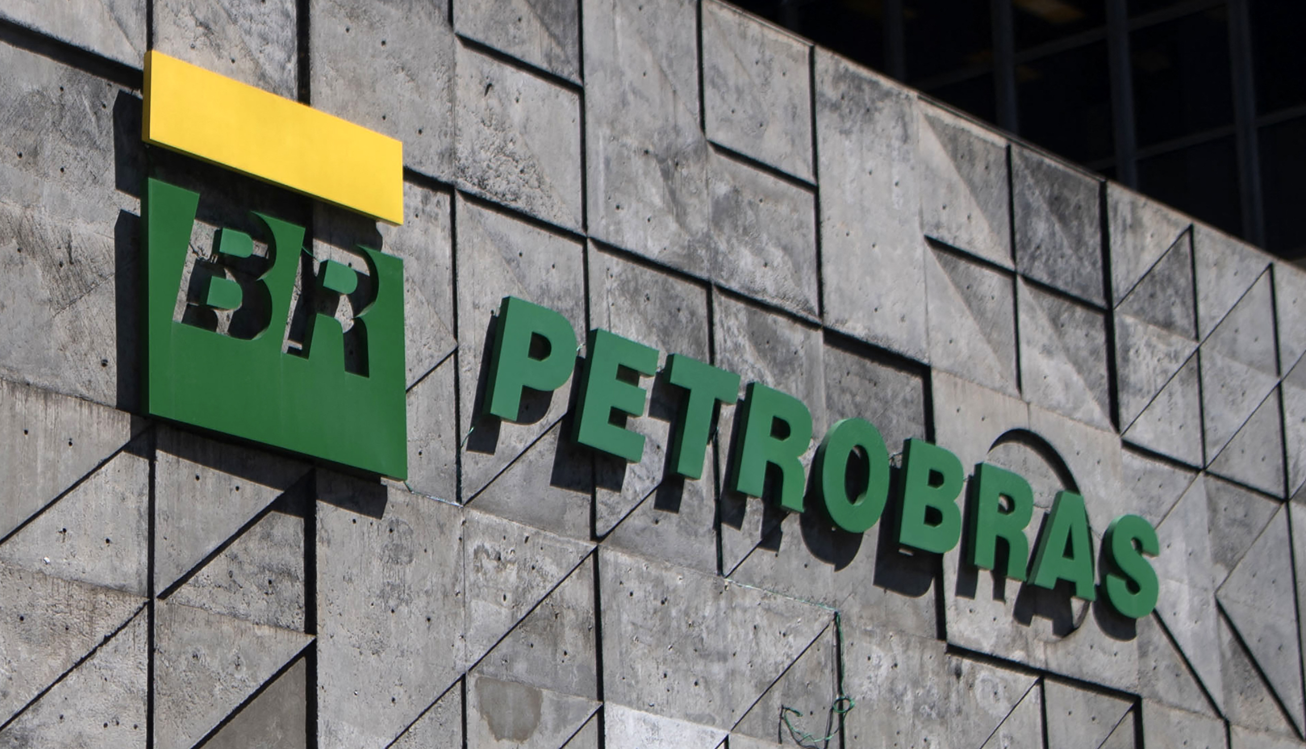 Bolsonaro Abre Una Nueva Crisis En Petrobras Mundo ABC Color