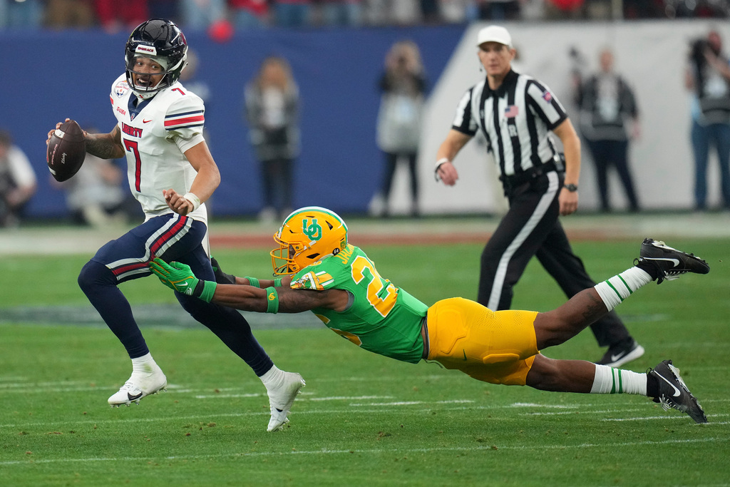 Oregon Ducks Vs Liberty Flames In Fiesta Bowl Jan 1 2024