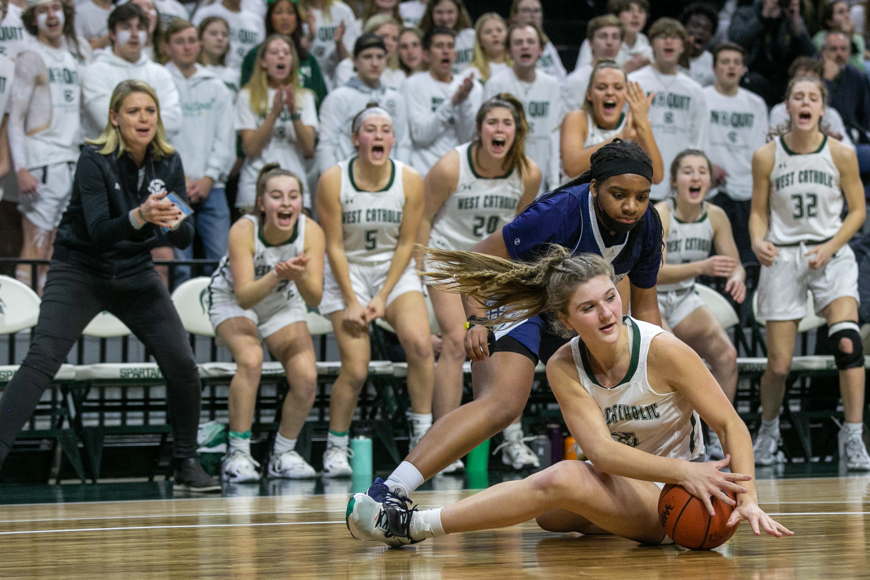 West Catholic Beats Detroit Country Day In A Division Semifinal