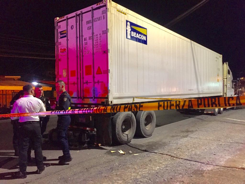 Motociclista Fallece Al Chocar Contra Tr Iler Estacionado En Lim N La