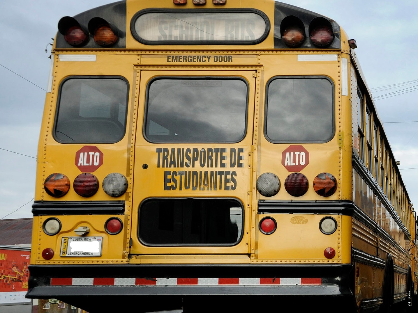 Exigir N A Transporte De Estudiantes Poner R Tulos De La Se Al De Alto