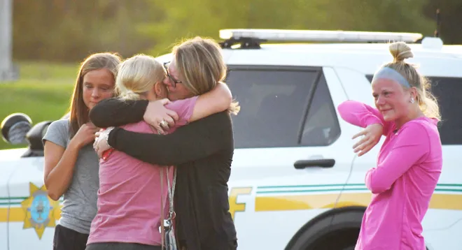 Un nuevo ataque con arma de fuego en EEUU dejó dos mujeres fallecidas en una Iglesia de Iowa