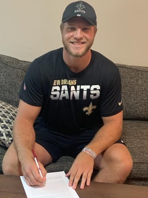 Elk Rapids Alum Adam Trautman Signs First NFL Contract – 9&10 News