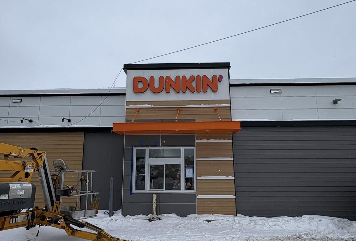 Cadillac Dunkin’ location nears grand opening following signage install