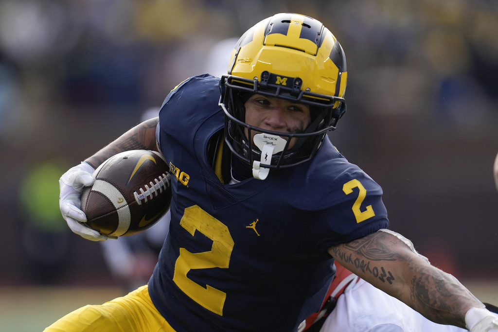 No. 2 Michigan counting on QB J.J. McCarthy RB Blake Corum to