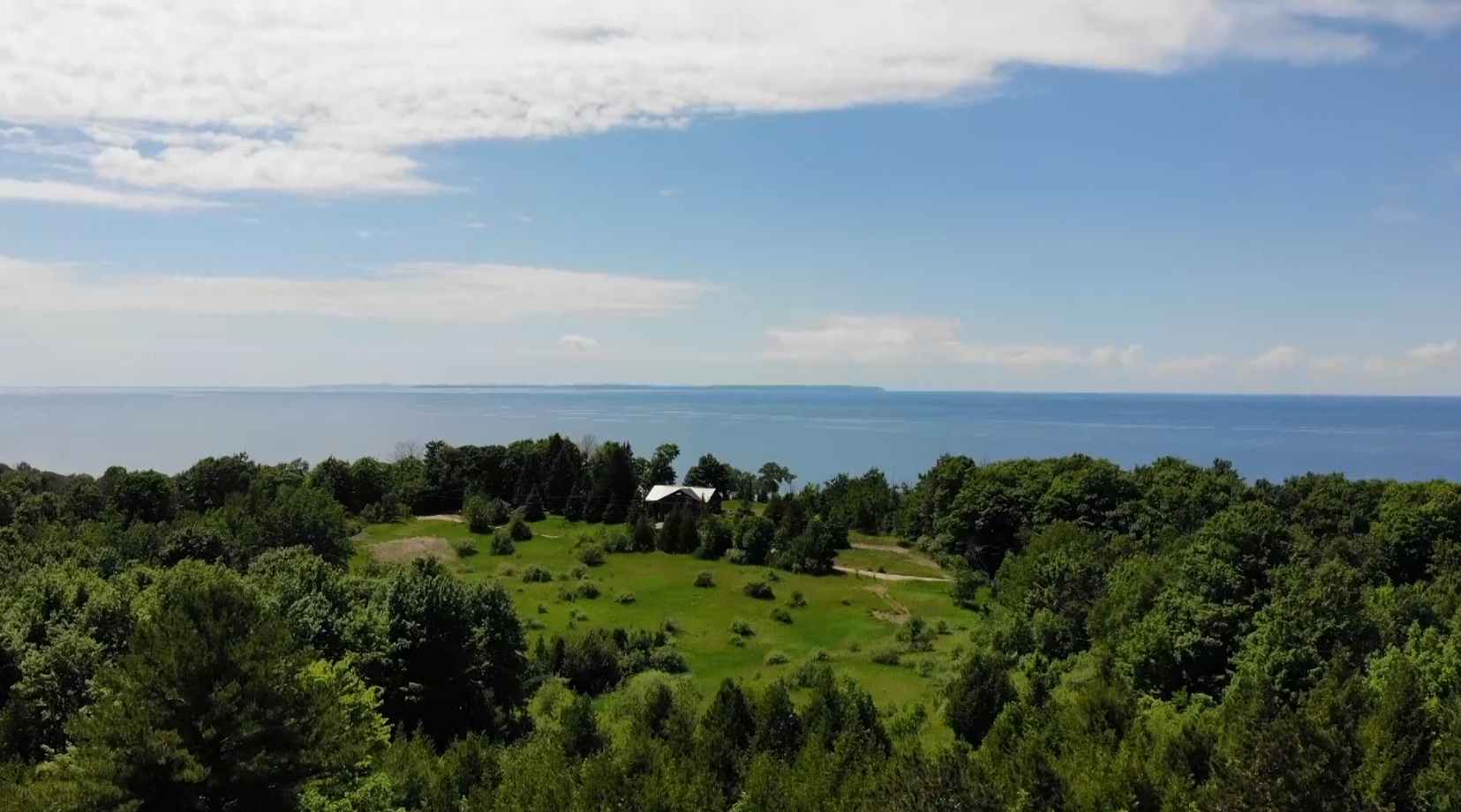 Amazing Northern Michigan Homes: Lake Michigan Frontage in Northport