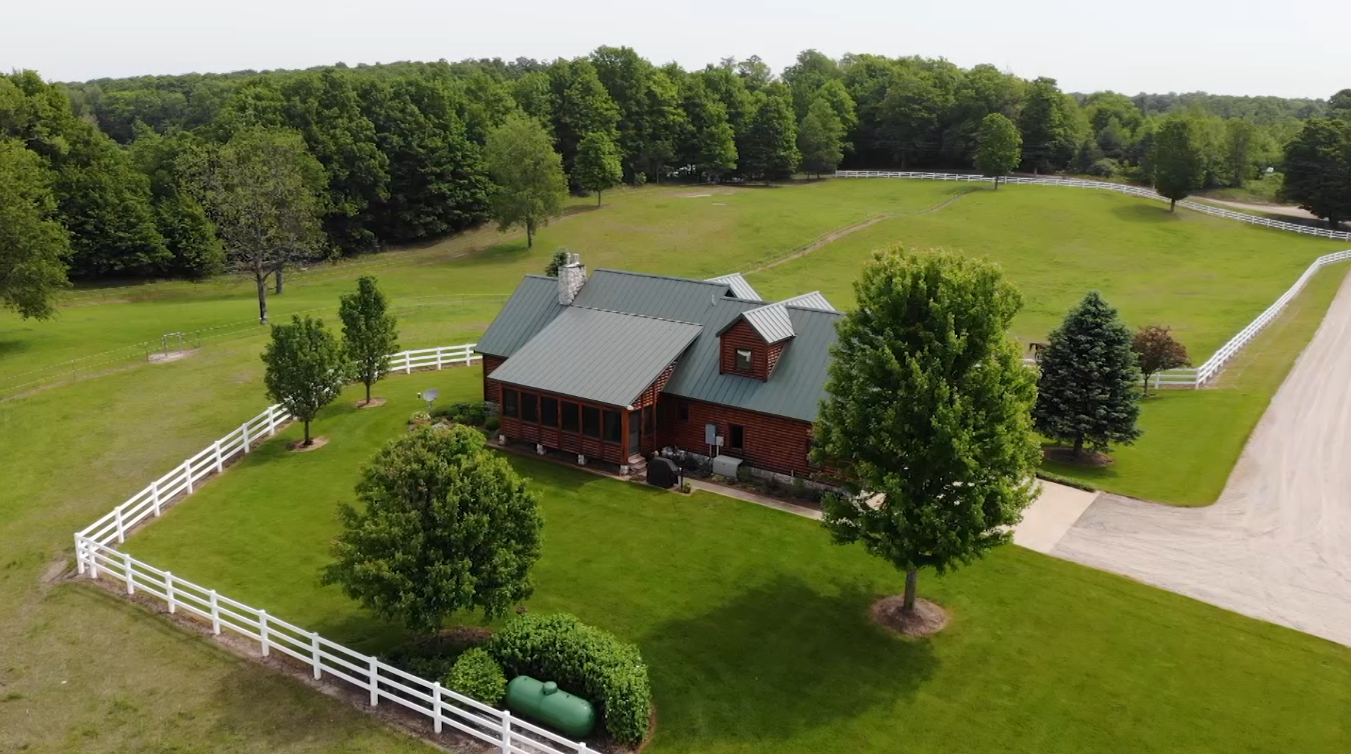 Amazing Northern Michigan Homes: Stunning Equestrian Estate in Alden ...