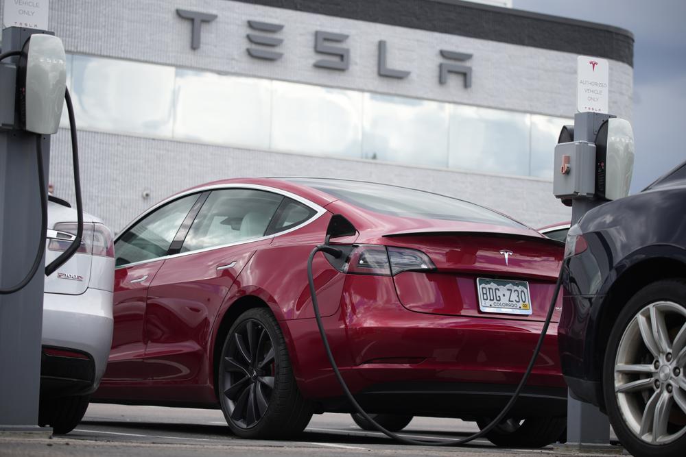 Tesla planning to lay off 10% of its workers after dismal 1Q sales, reports say