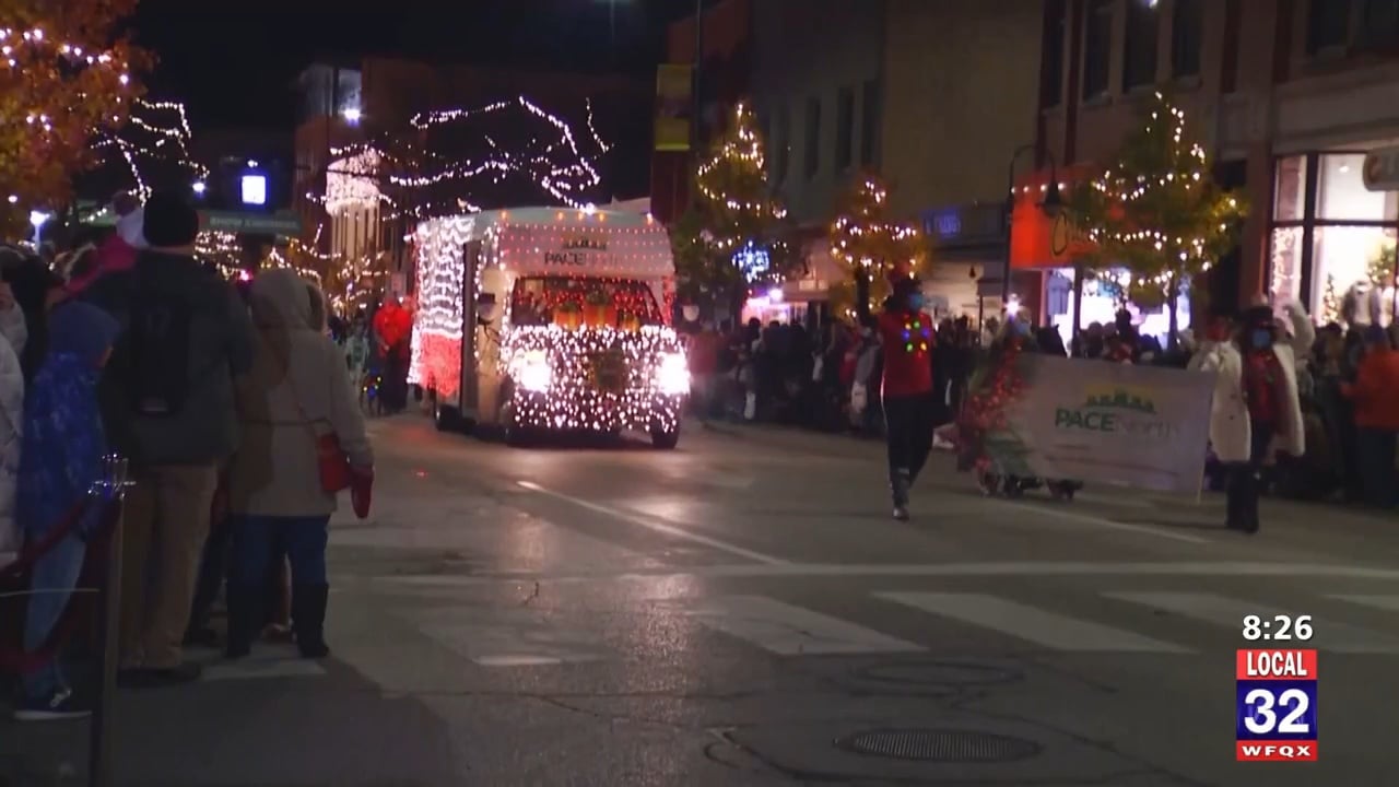 Santa Is Coming to Town for the Traverse City Tree Lighting 9&10 News