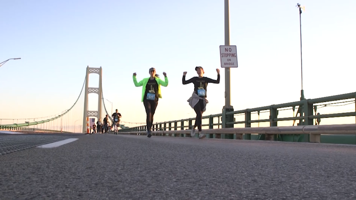 Mackinac Bridge scheduled to close for annual walk on Labor Day morning