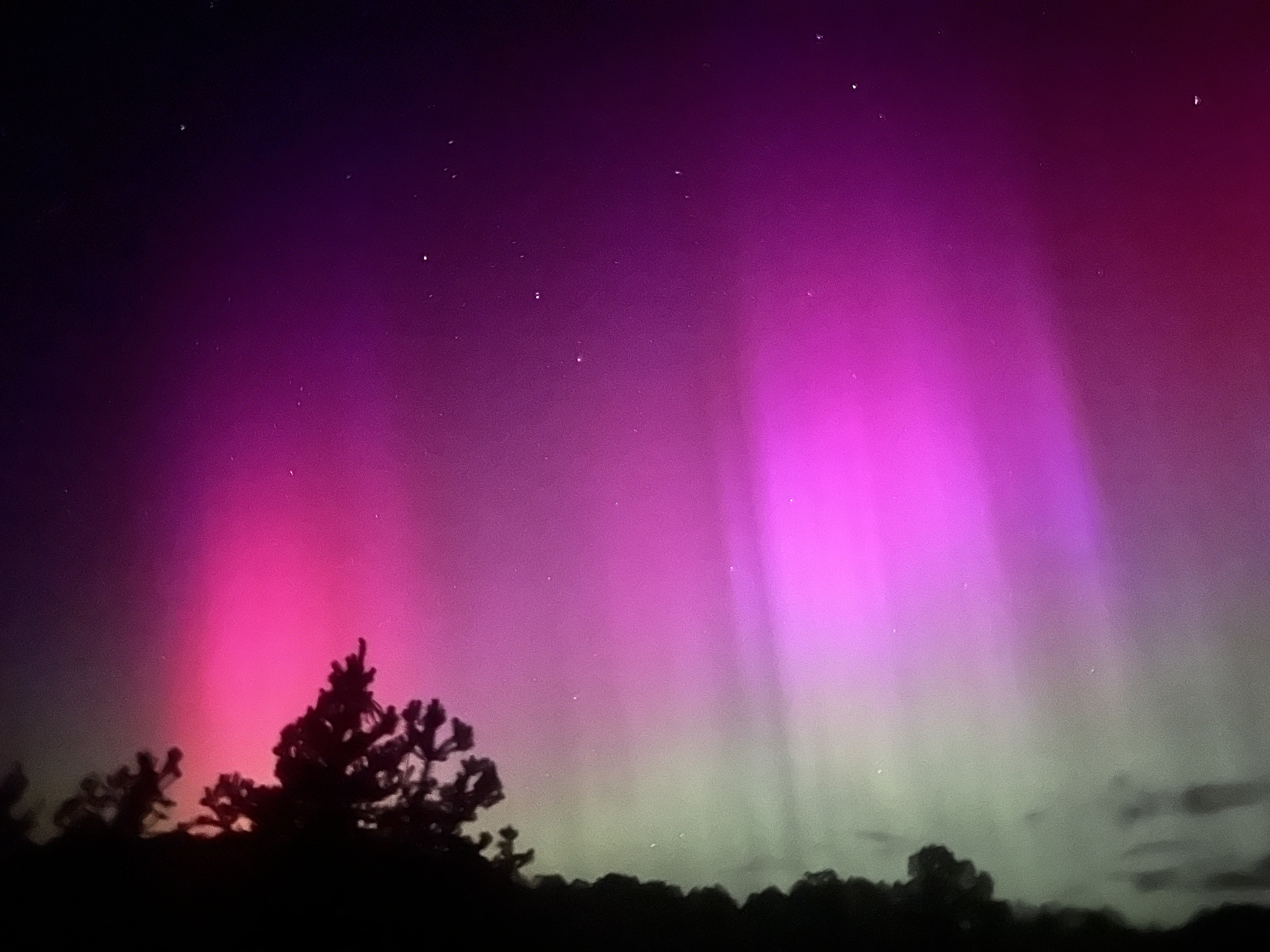 Northern lights 8-11-24 levering MI