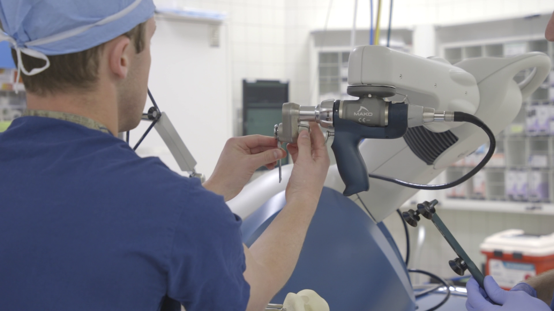 A new robotic tool is helping surgeons at Munson Traverse City perform knee and hip surgeries