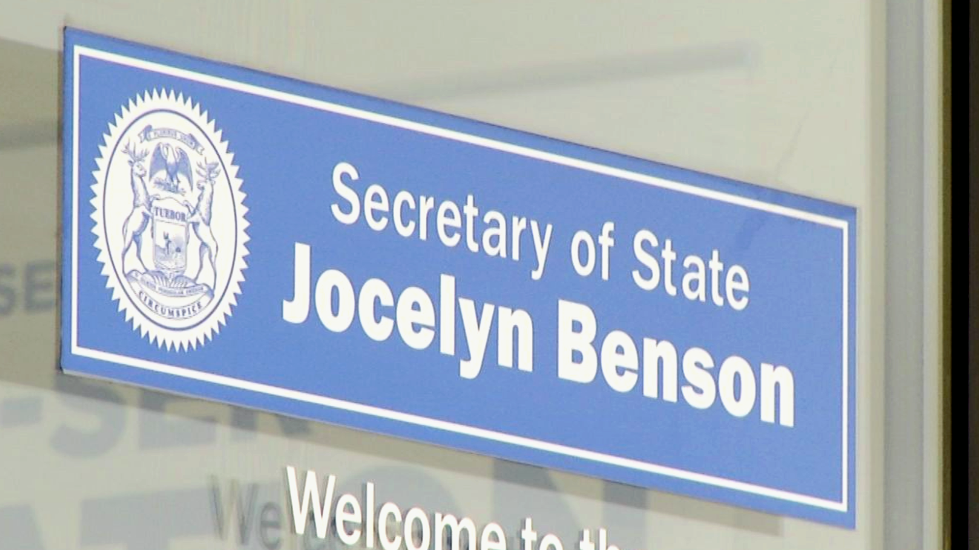 Secretary of State Mobile Office, 6th in the state, opens in Northern Michigan
