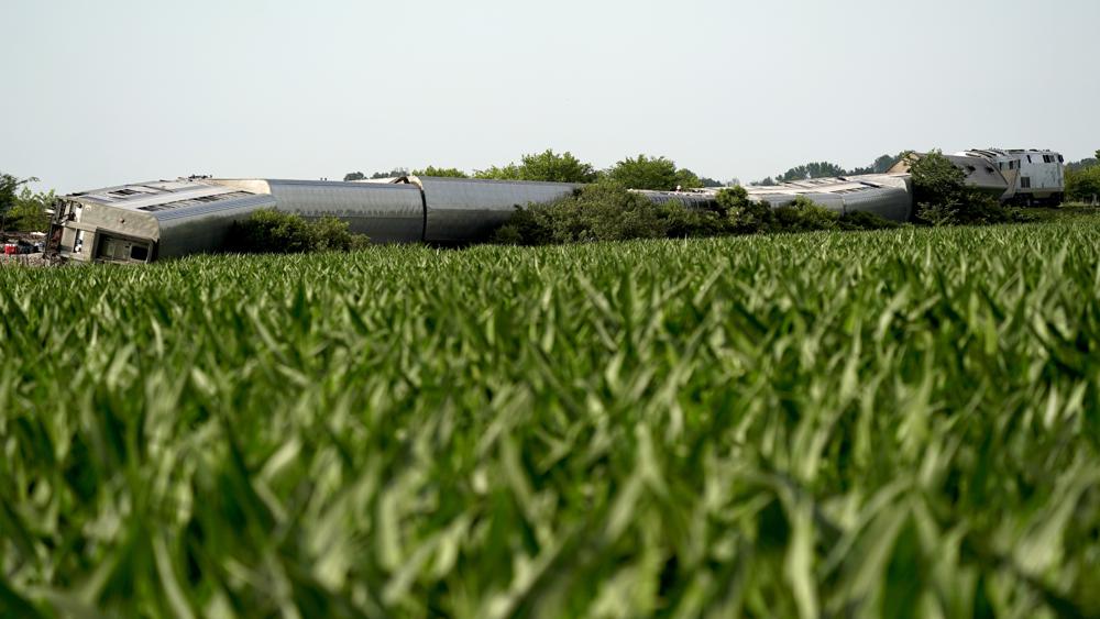 4th Person has Died Following Missouri Amtrak Derailment – 9and10News.com