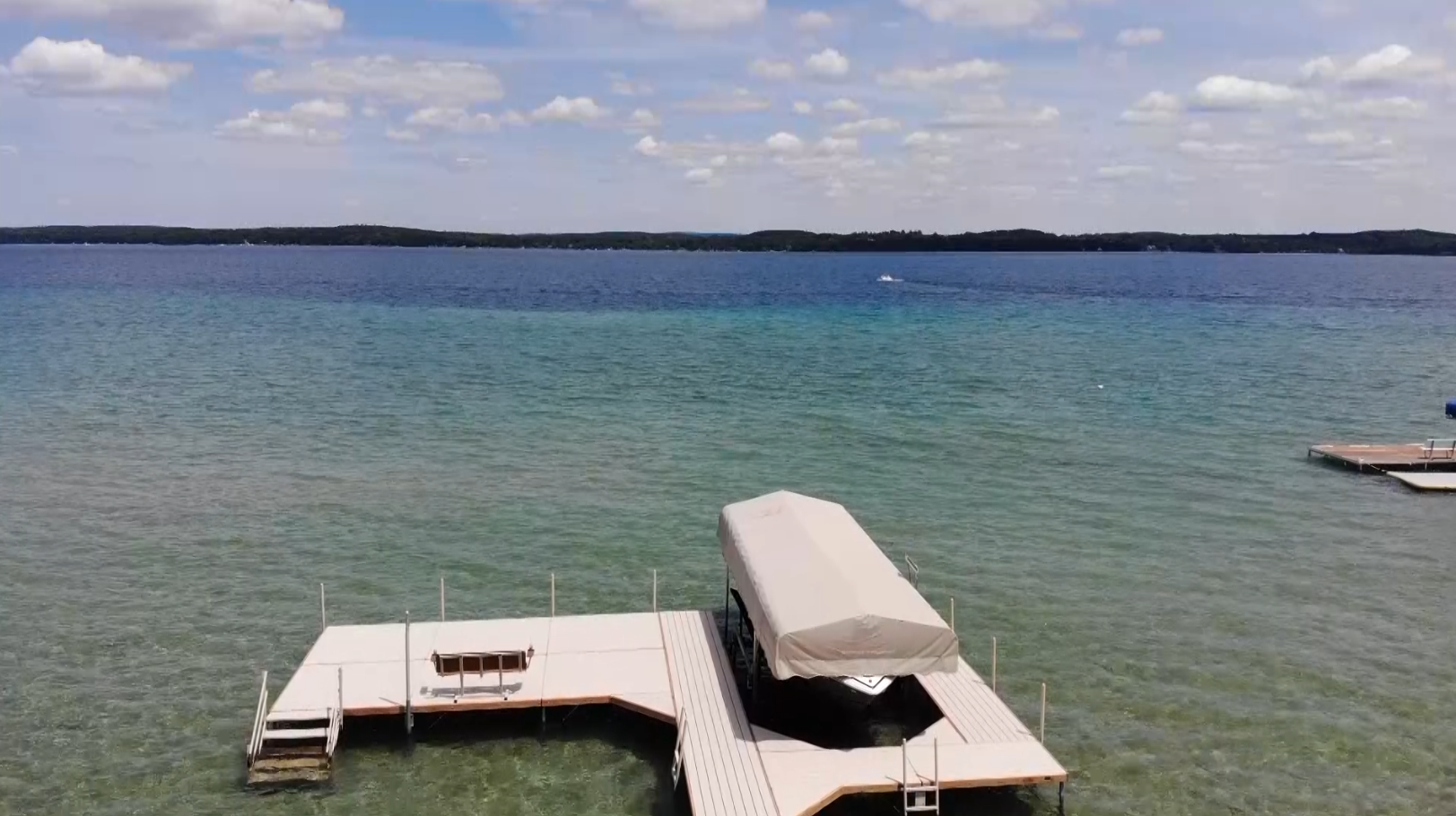 Amazing Northern Michigan Homes: French Point on Torch Lake