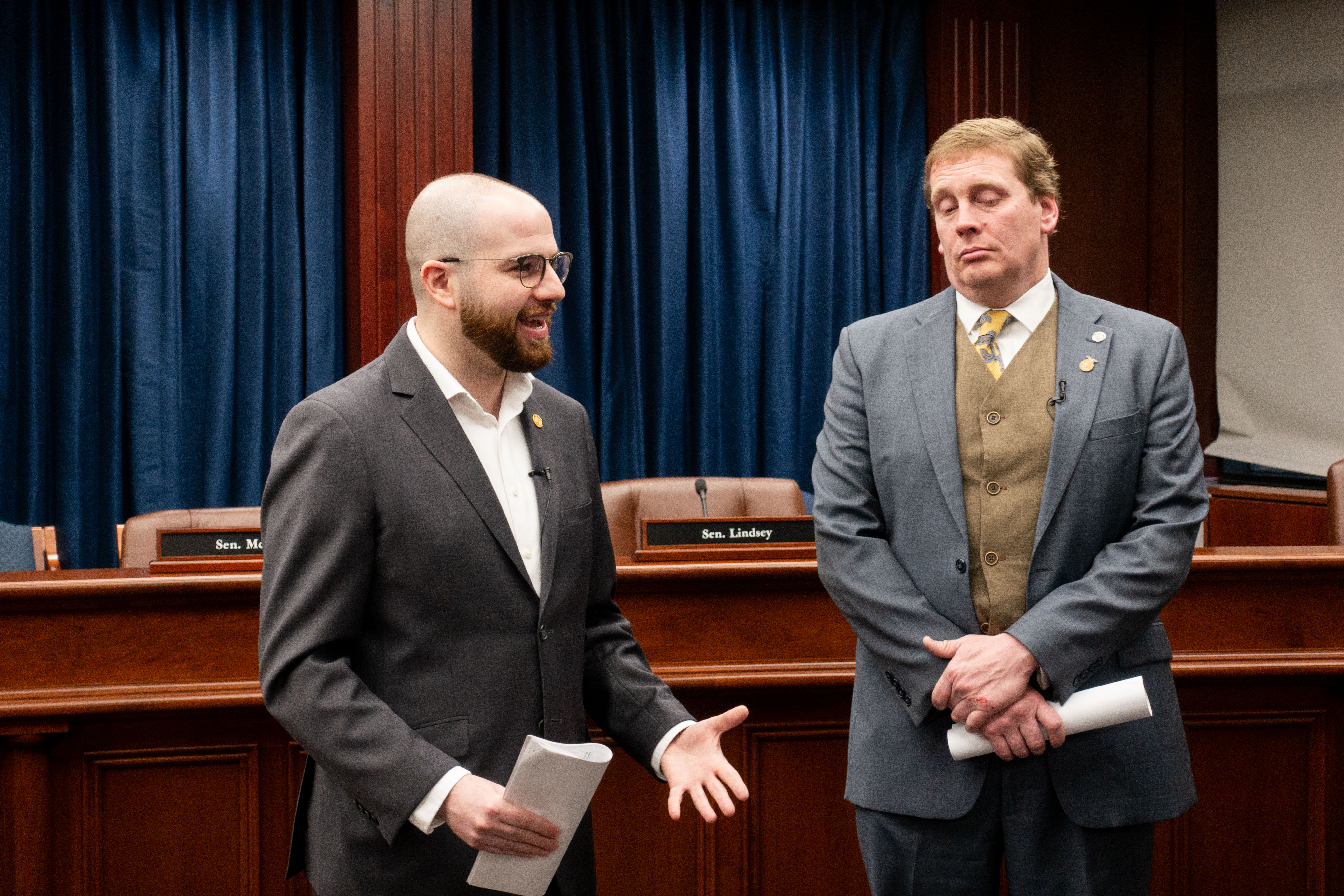 Sen. Jeremy Moss (left) and Sen. Ed McBroom discussing their legislation to expand open records requests to legislators and the governor's office.