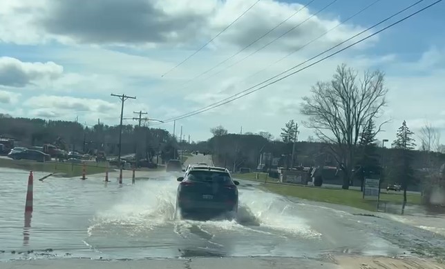 Grand Traverse County officials call South Airport Road crossing an ‘undeclared emergency’