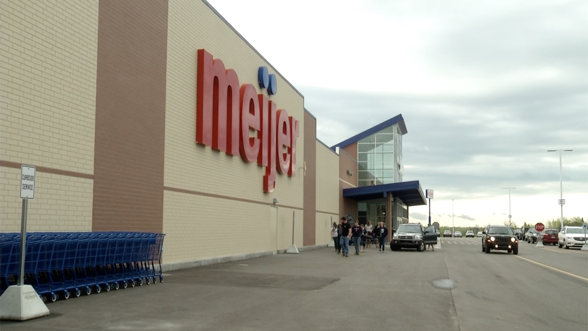 Meijer opens first store in Escanaba