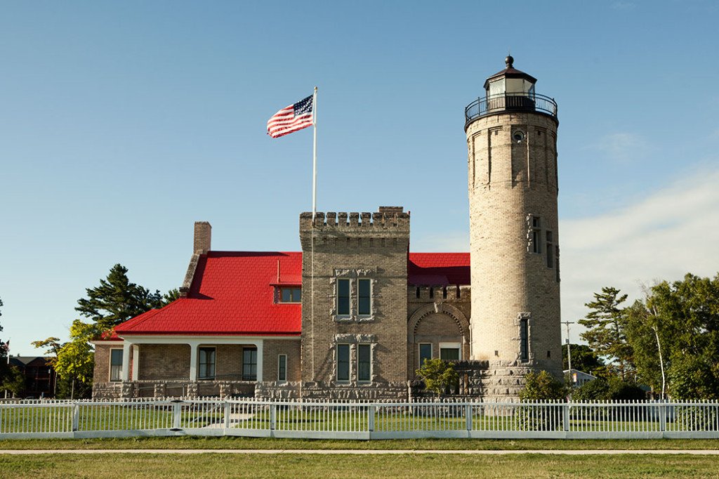Old Mackinac Point Lighthouse’s Second Floor Now Open to the Public – 9 ...