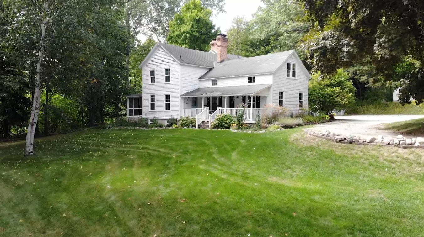 Amazing Northern Michigan Homes: Deer Run Farms – 9and10News.com