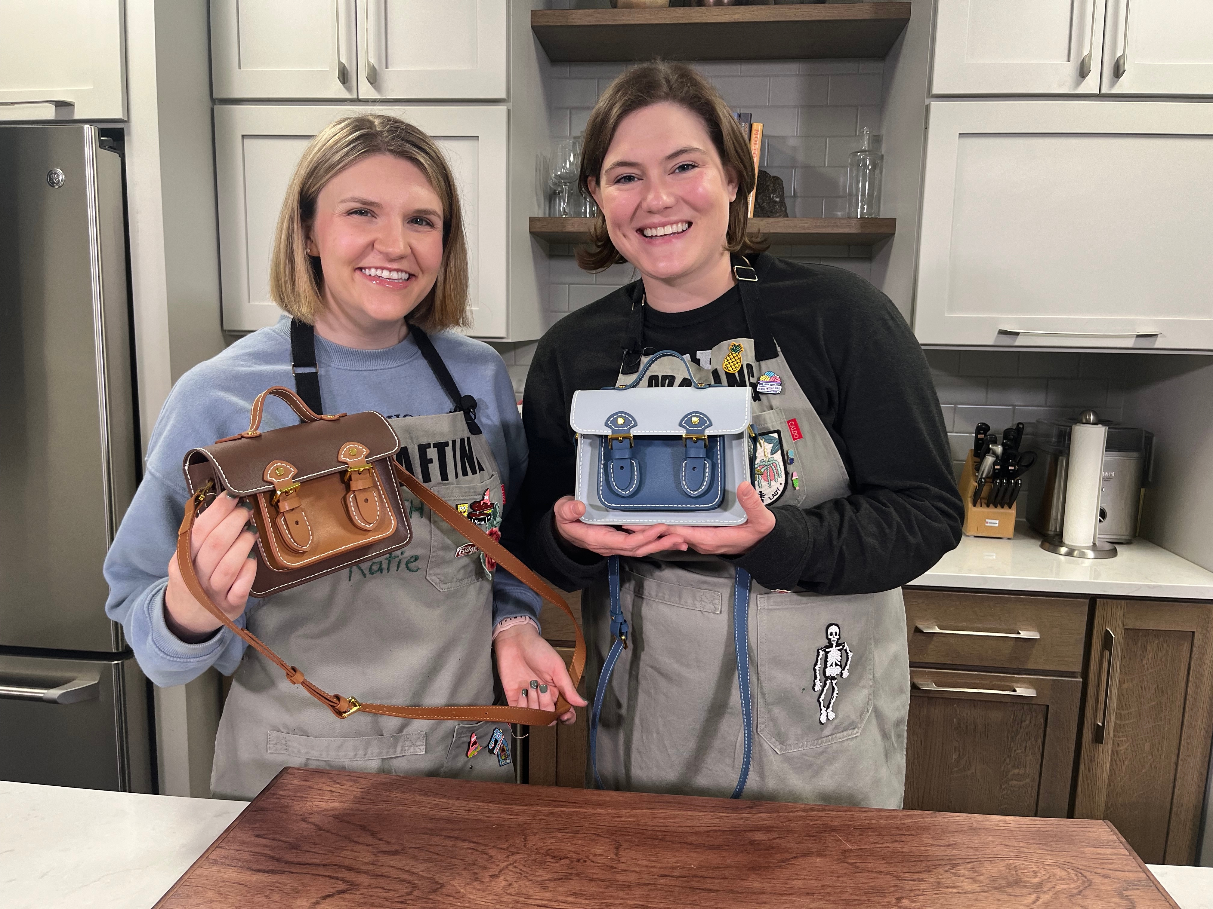 Crafting with the Katies: Sewing together a handbag!