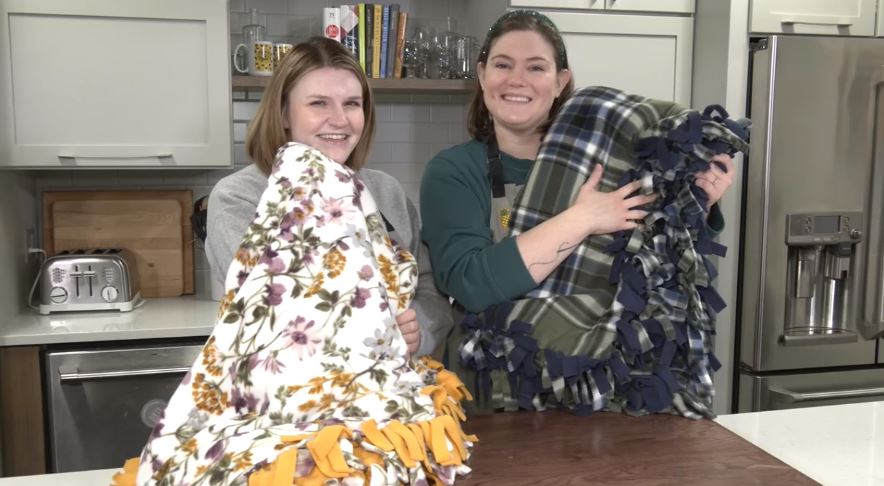 Crafting with the Katies: DIY your own tie blanket!