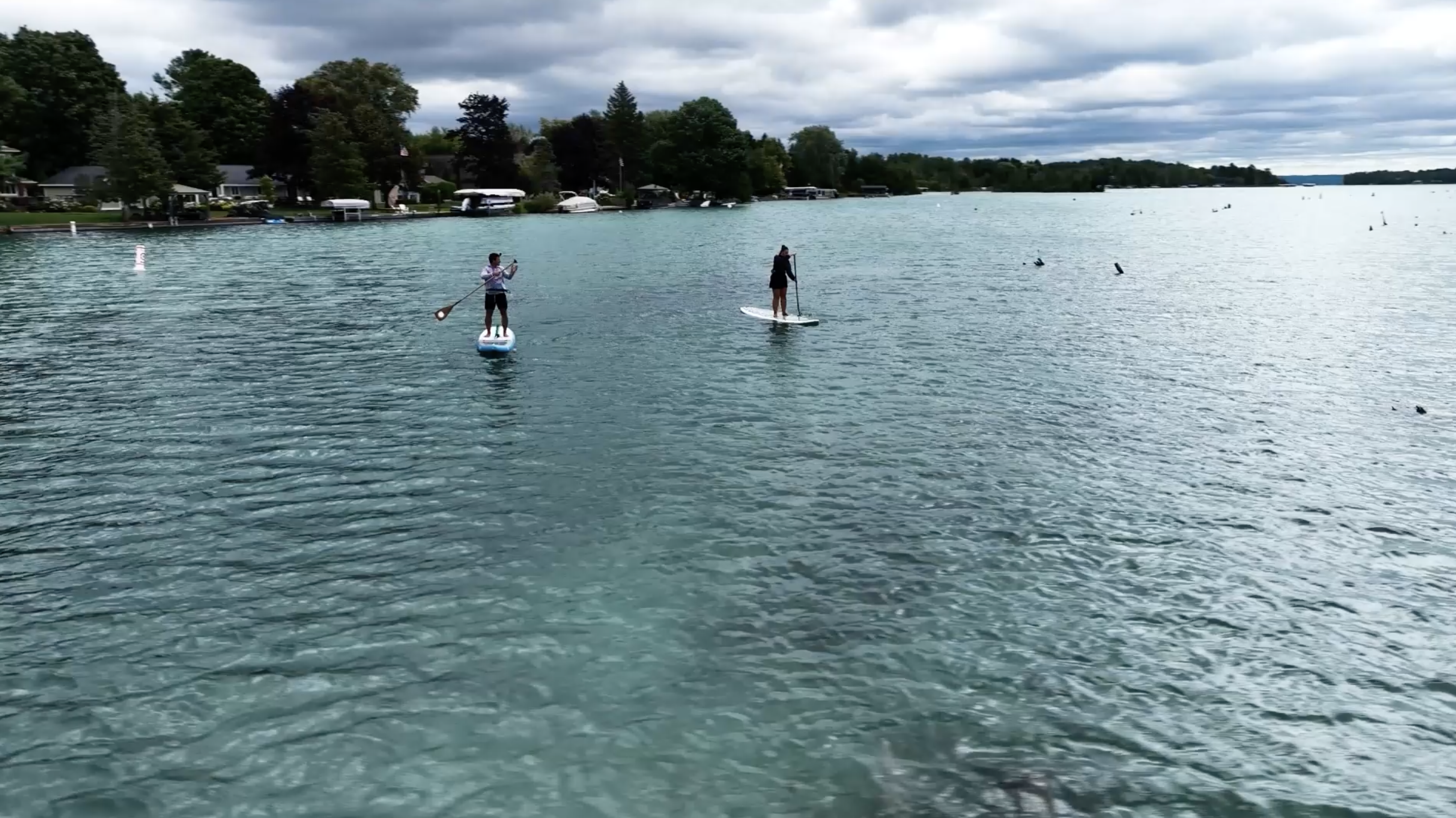 Hoppin’ Hobbies: Paddleboarding