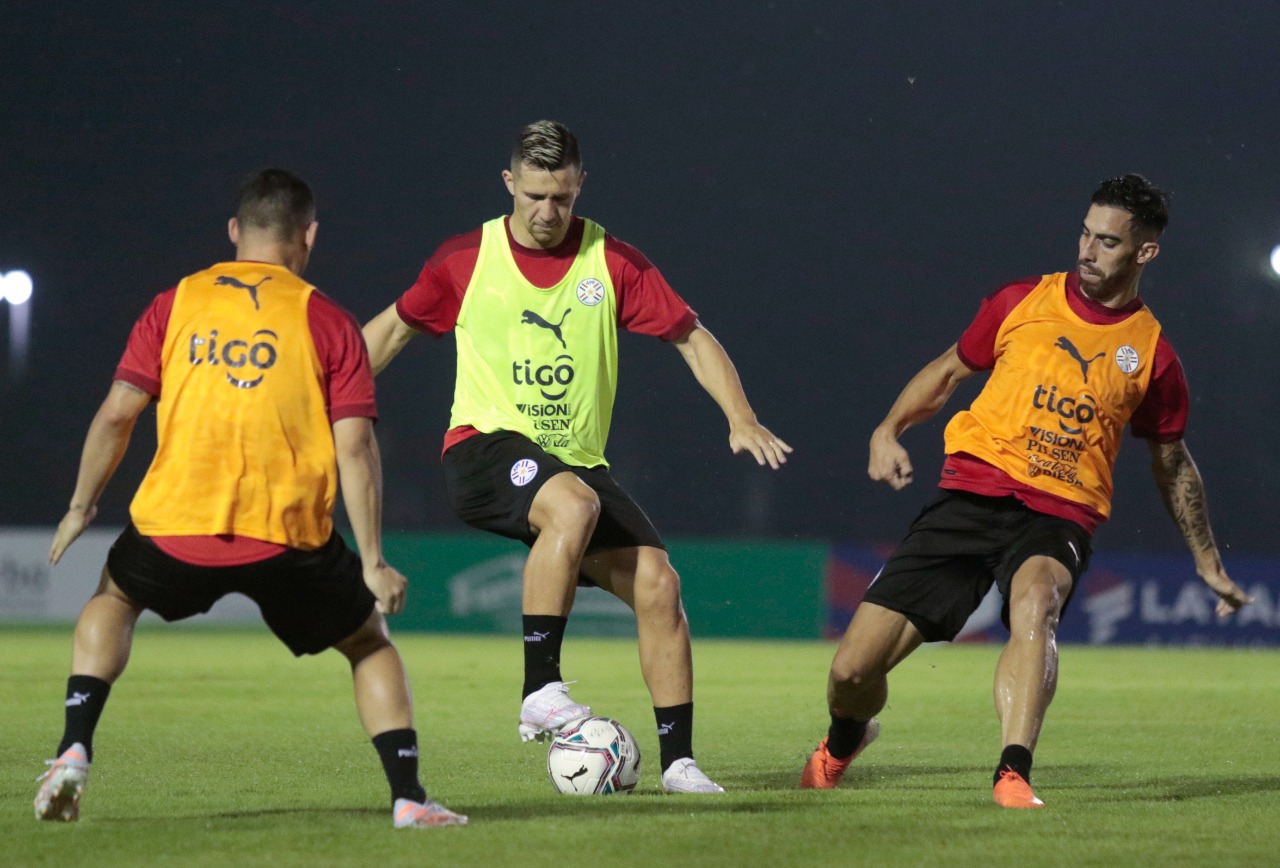 Lanús da la bienvenida a Morel Guaraní ABC Color