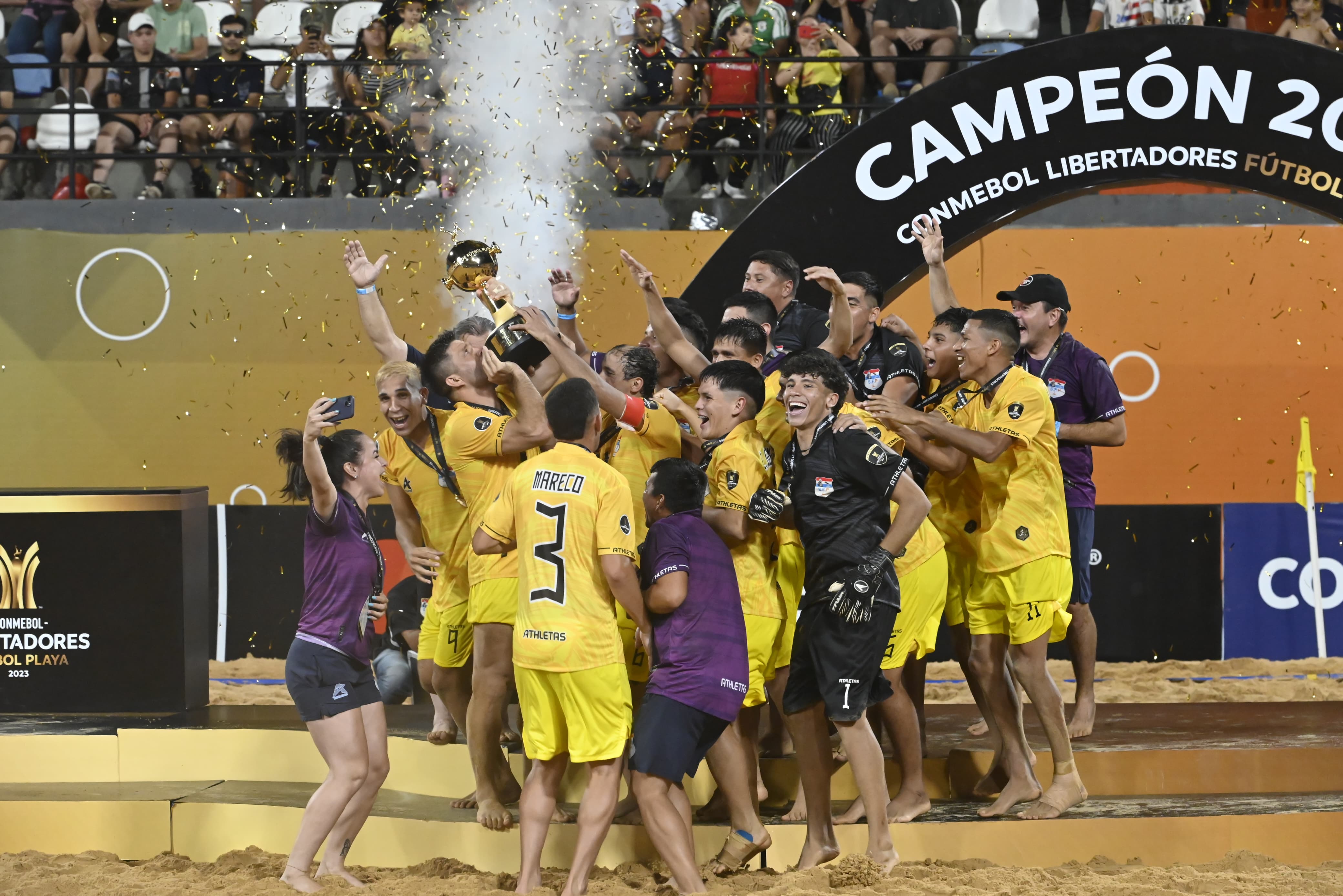 Victoria_Andrés are the Campeonato de Fútbol Playa 2023 champions