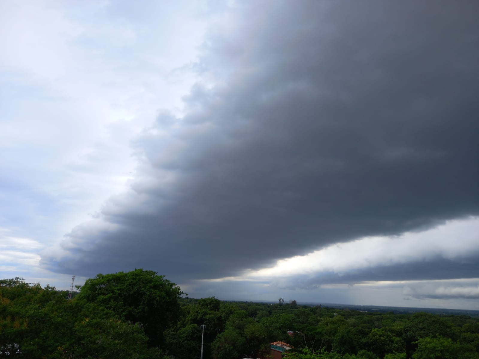 Meteorología: alerta de tormentas para 14 departamentos de Paraguay