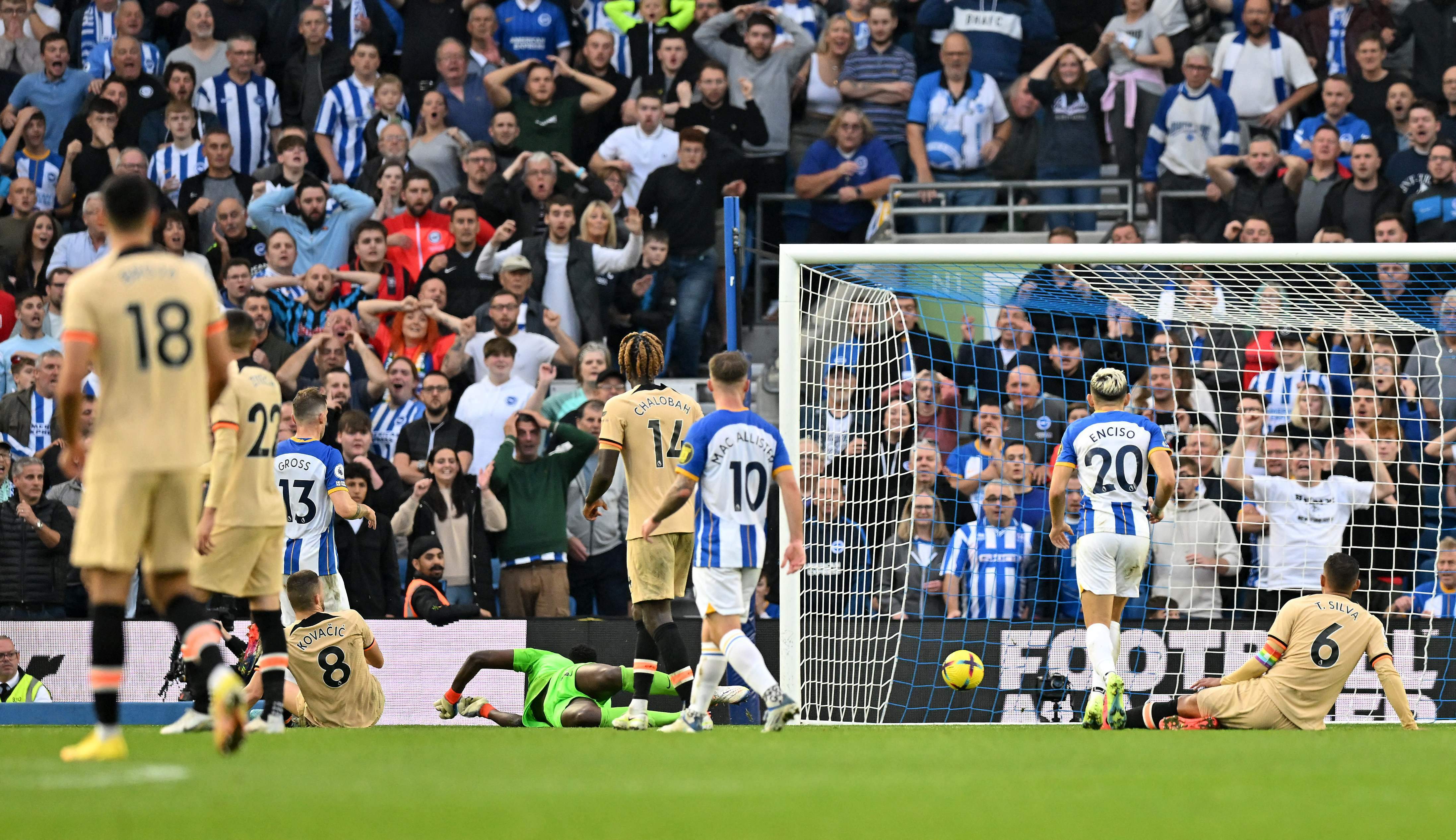 Julio Enciso Debutó En La Premier League De Inglaterra - Fútbol ...