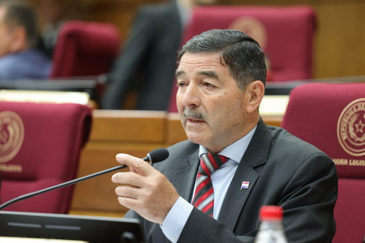 Senador plantea que sector productivo e Itaipú financien déficit de la Caja Fiscal