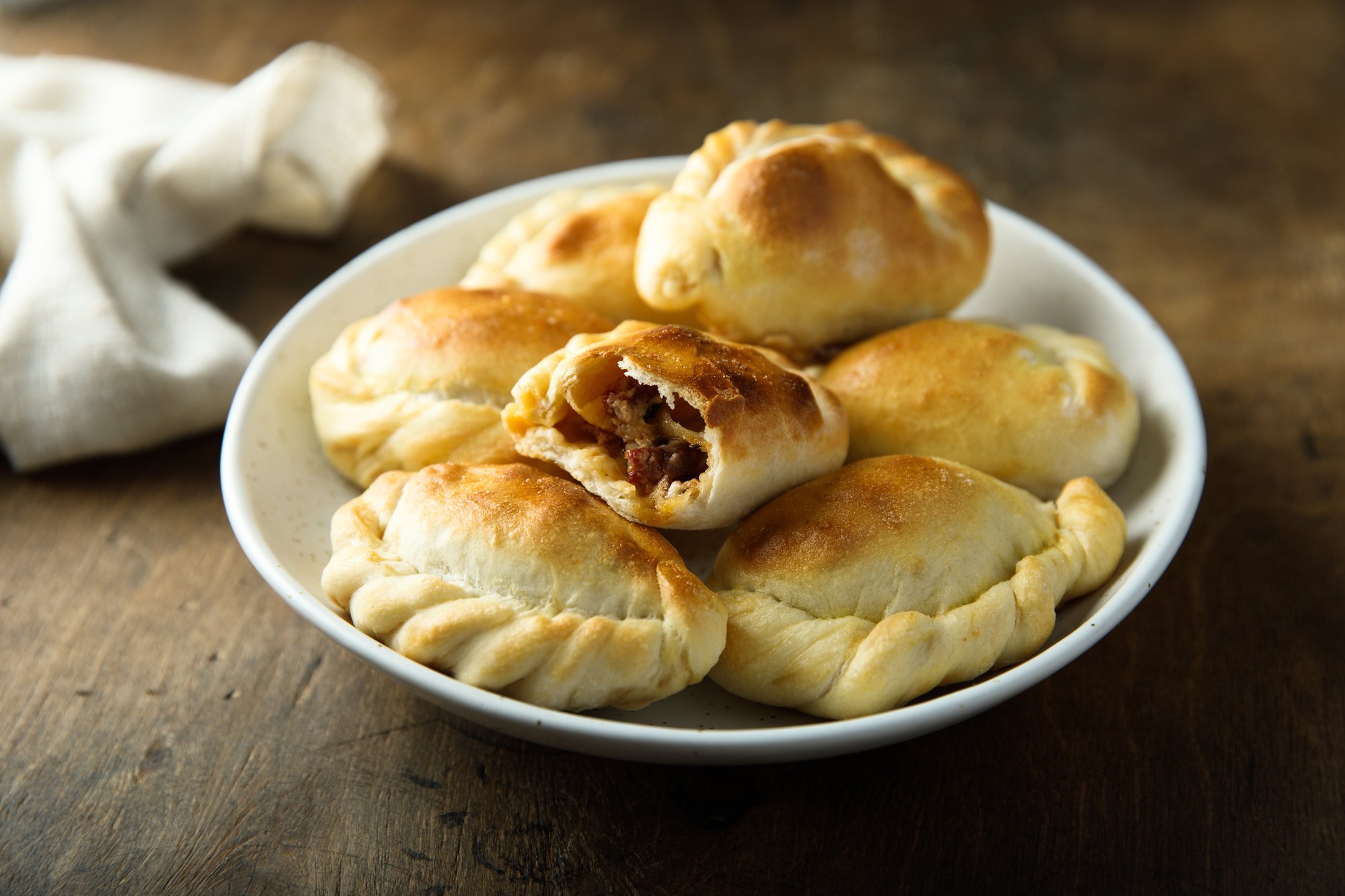 Algo sencillo y fácil de llevar? Empanadas de pancho y queso, una delicia -  Gastronomía - ABC Color