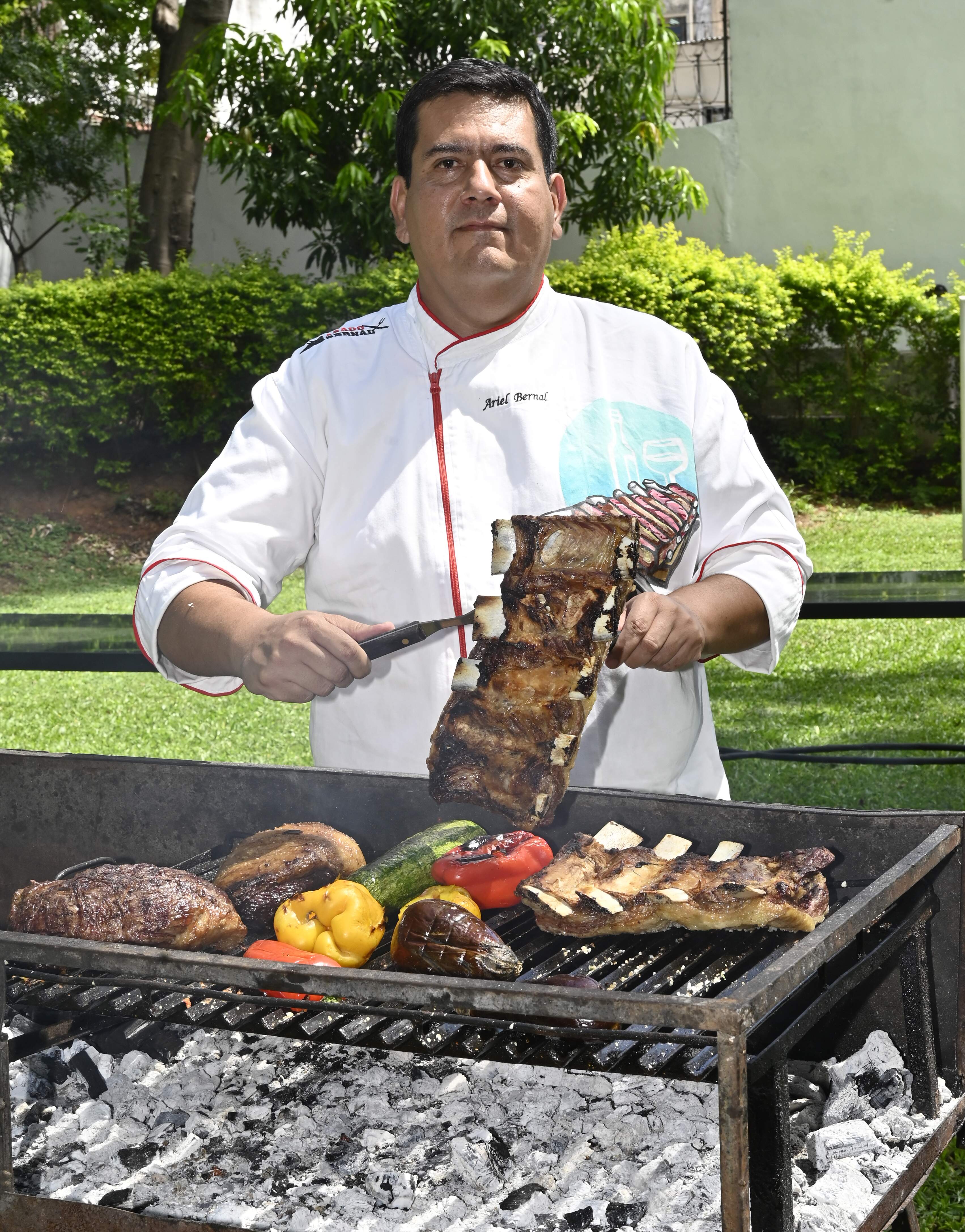 Feliz día, maestros del asado! - ABC Revista - ABC Color