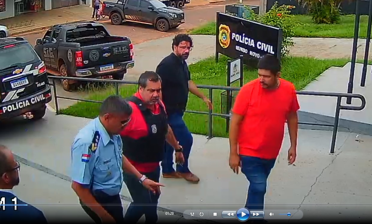 AUDIO: Desaparición de botín en Saltos del Guairá: Policías detenidos ...