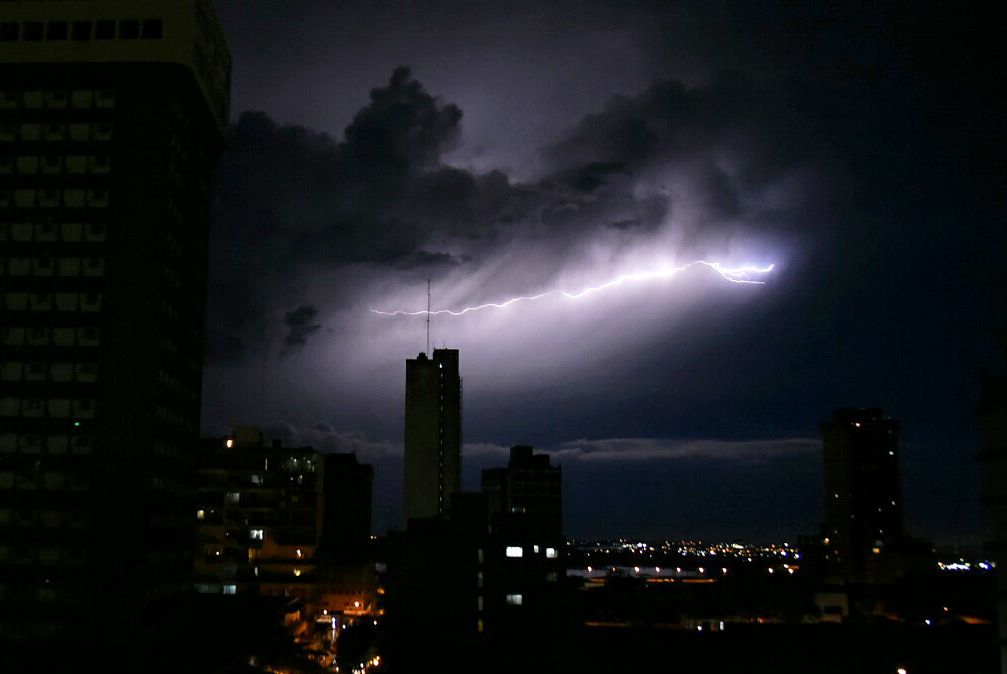 Meteorología: lluvias y tormentas persistirían durante el fin de semana en Paraguay