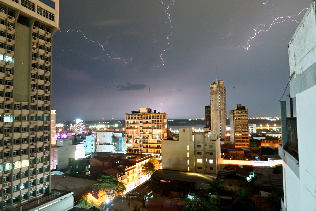Meteorología: semana arranca con más lluvias y tormentas en Paraguay