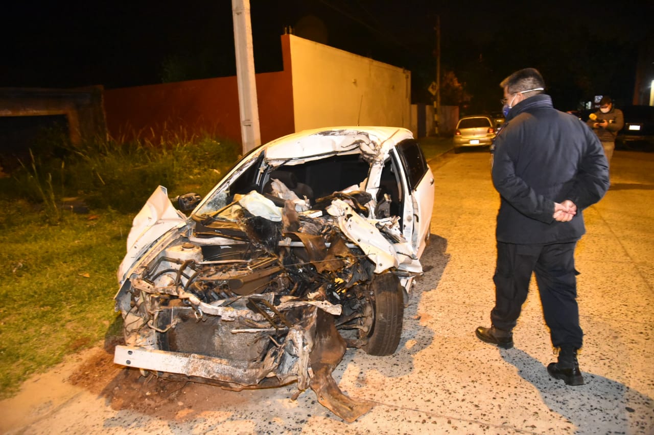 Conductor Perdió La Vida Tras Choque Frontal Con Camión En Villeta ...