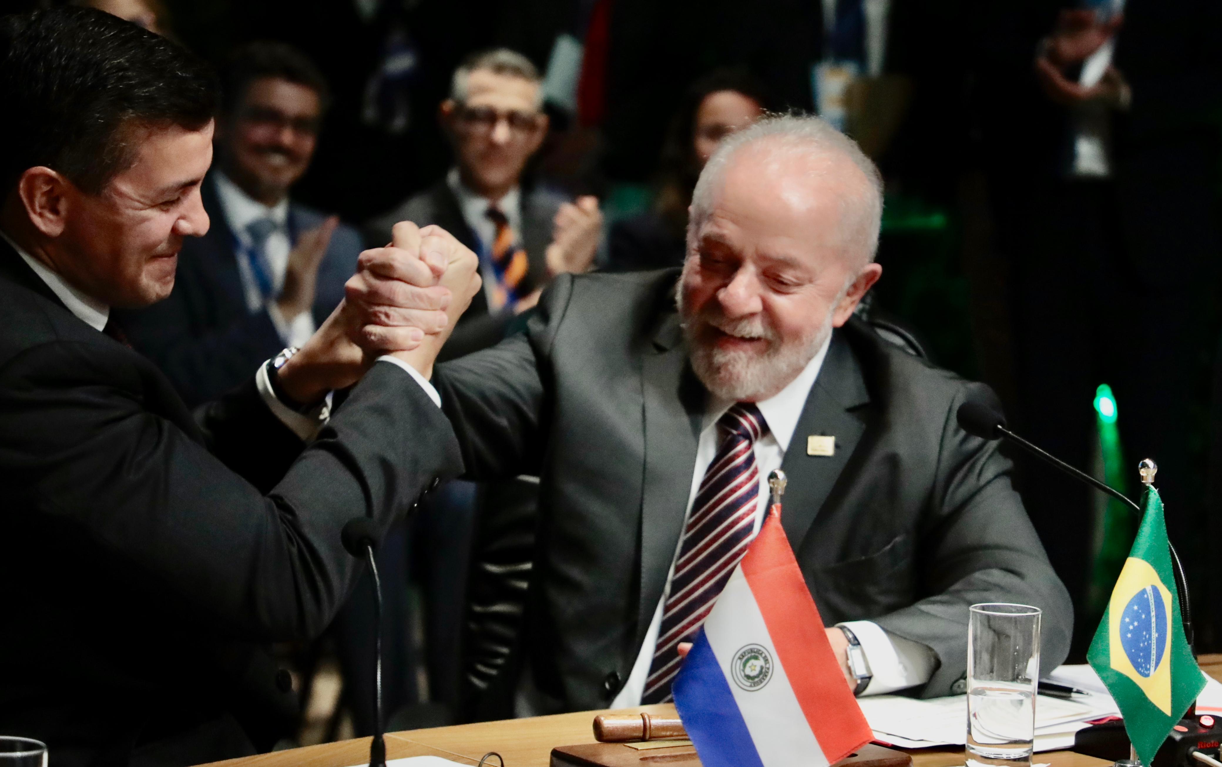 Mañana se reúne el Consejo de Itaipú pero la tarifa 2024 definirán los presidentes, dice el canciller