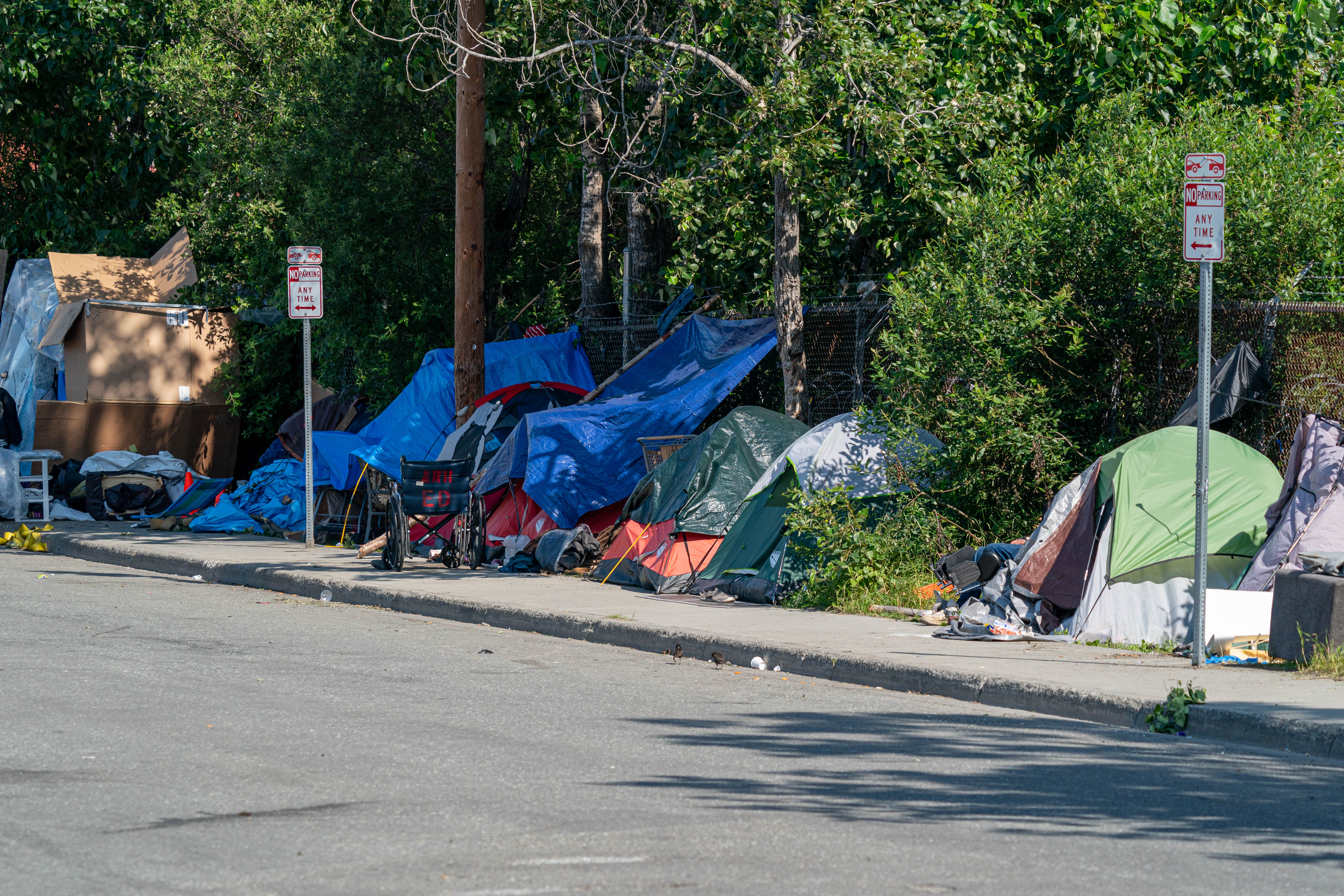 Oregon mayor to ban homeless camps on Portland streets