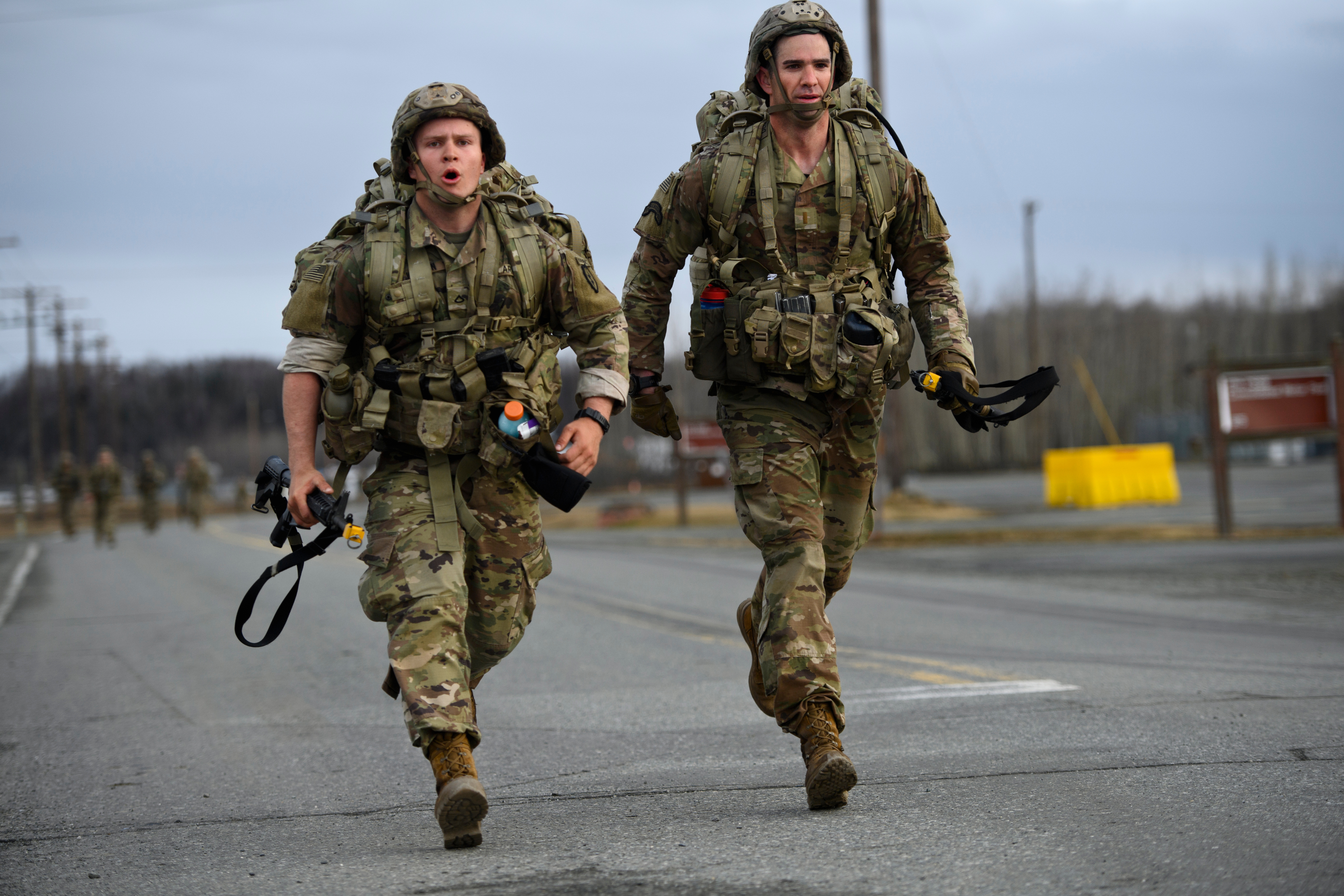 Paratroopers face dozens of physical and skill tests on JBER  display picture 1