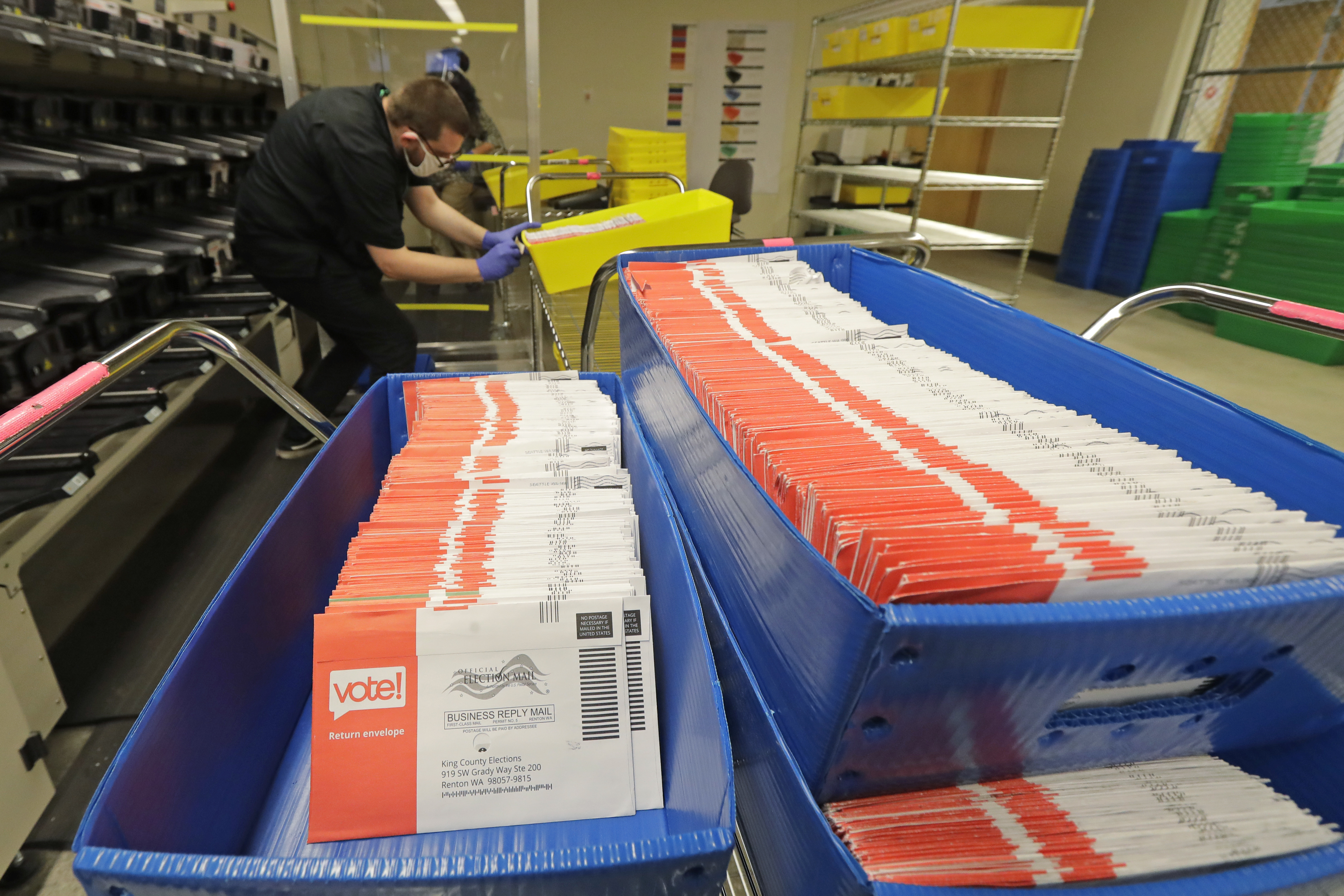 Here S Why The Postal Service Wanted To Remove Hundreds Of Mail Sorting Machines