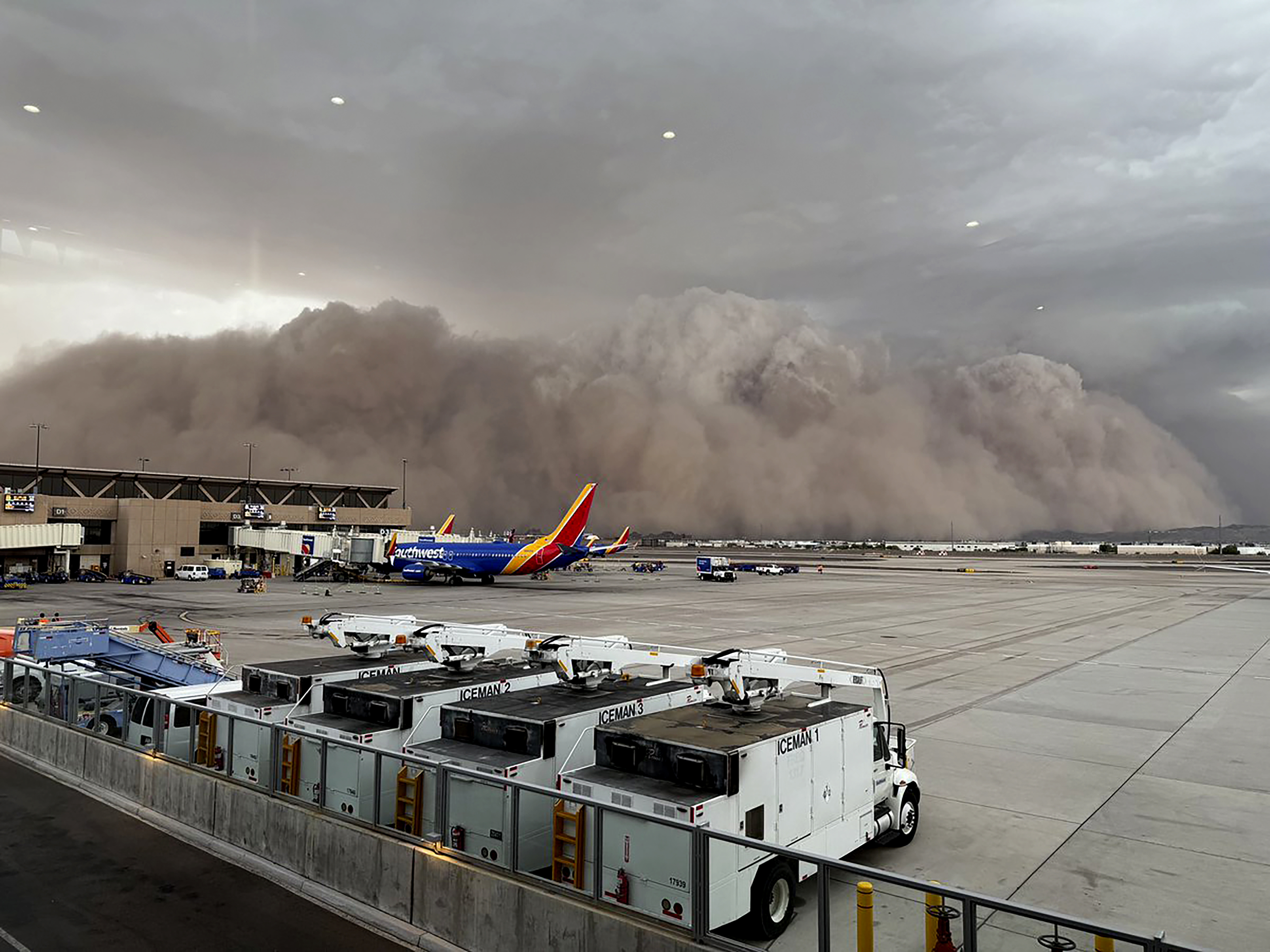 Phoenix area cleans up after towering wall of dust known as a