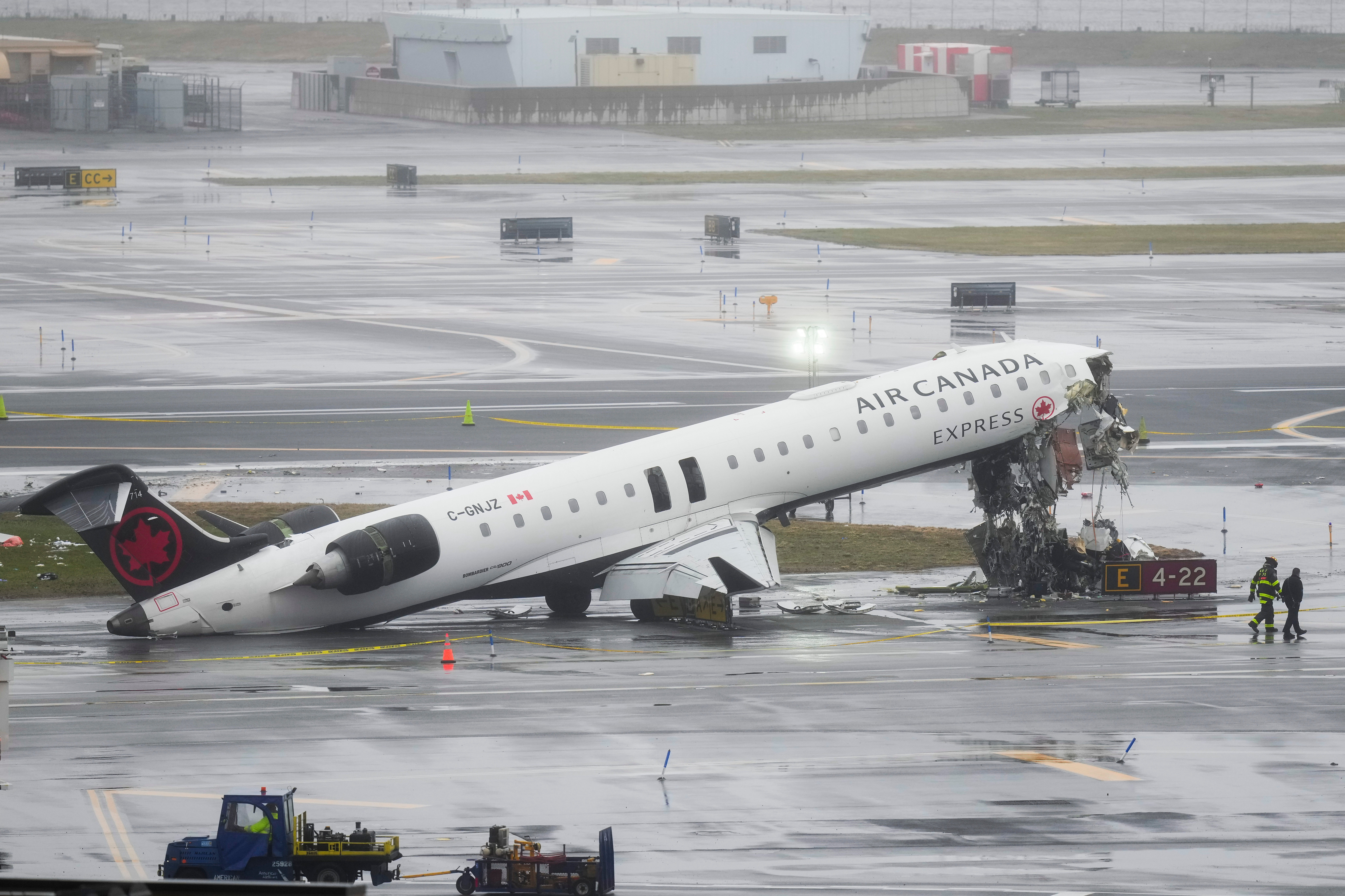 Pilots killed in runway collision between Air Canada jet and fire