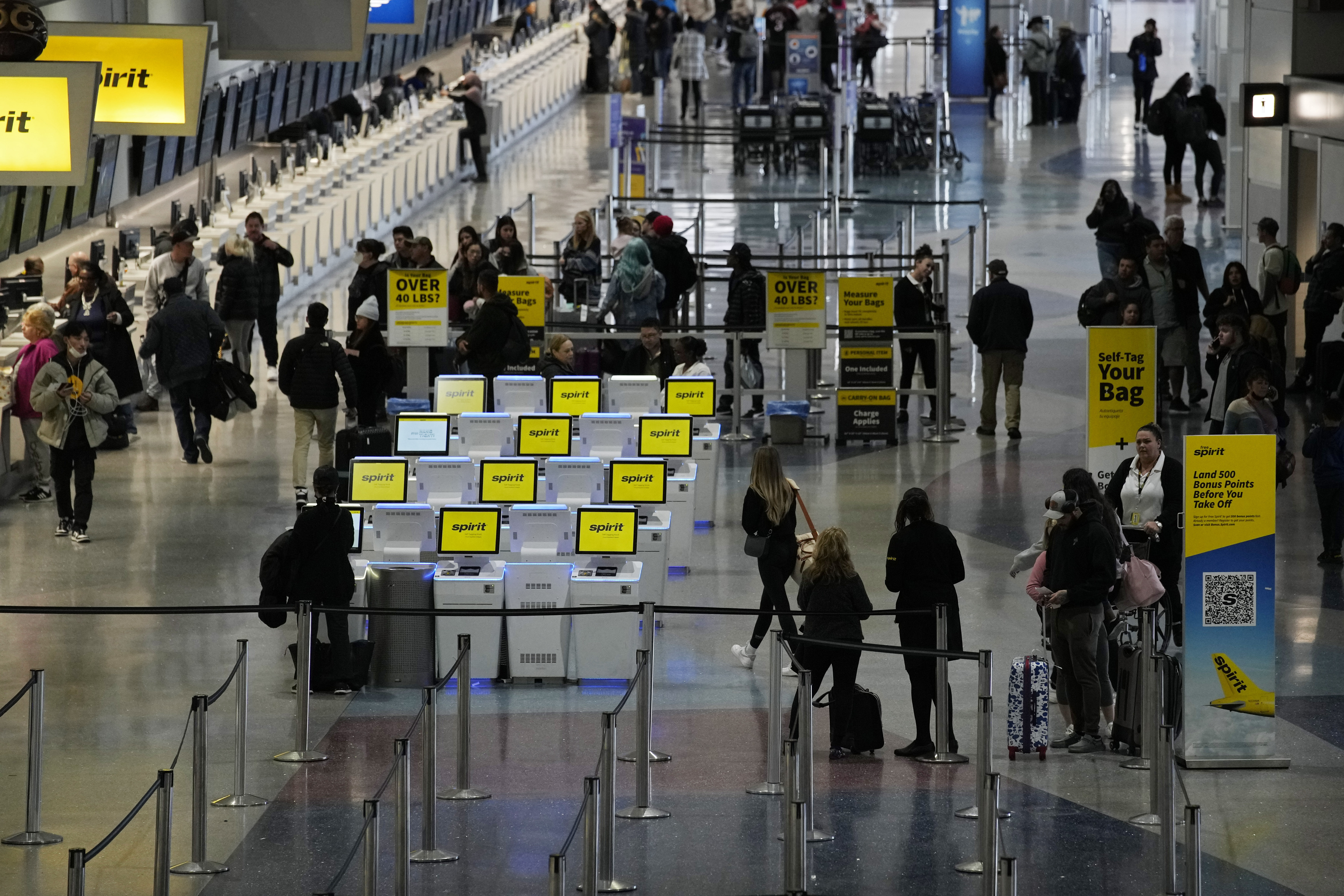 FAA investigating after runway mix-up at DC airport almost leads