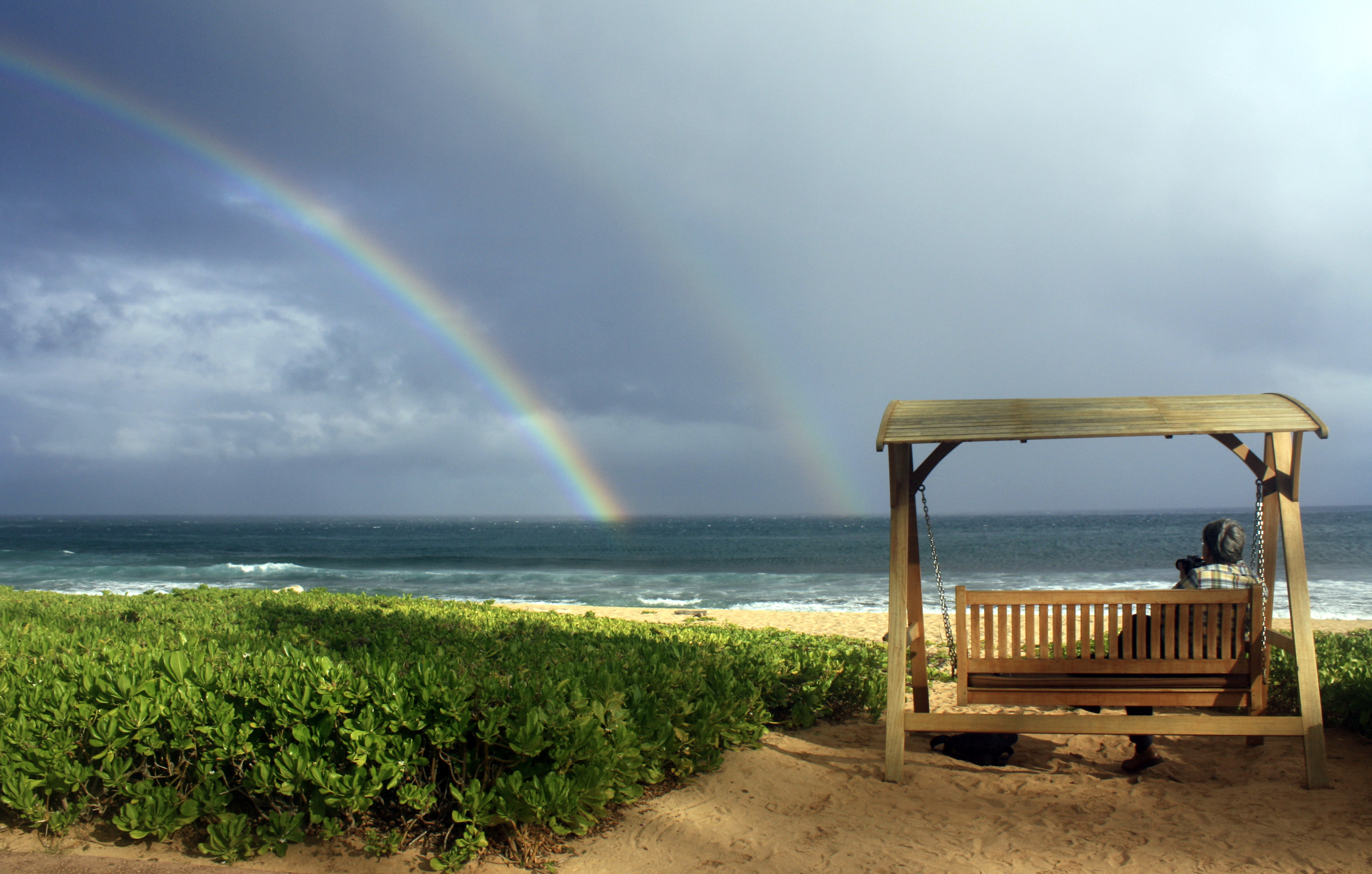 Travel: Hawaii is the 'rainbow capital of the world' - Anchorage