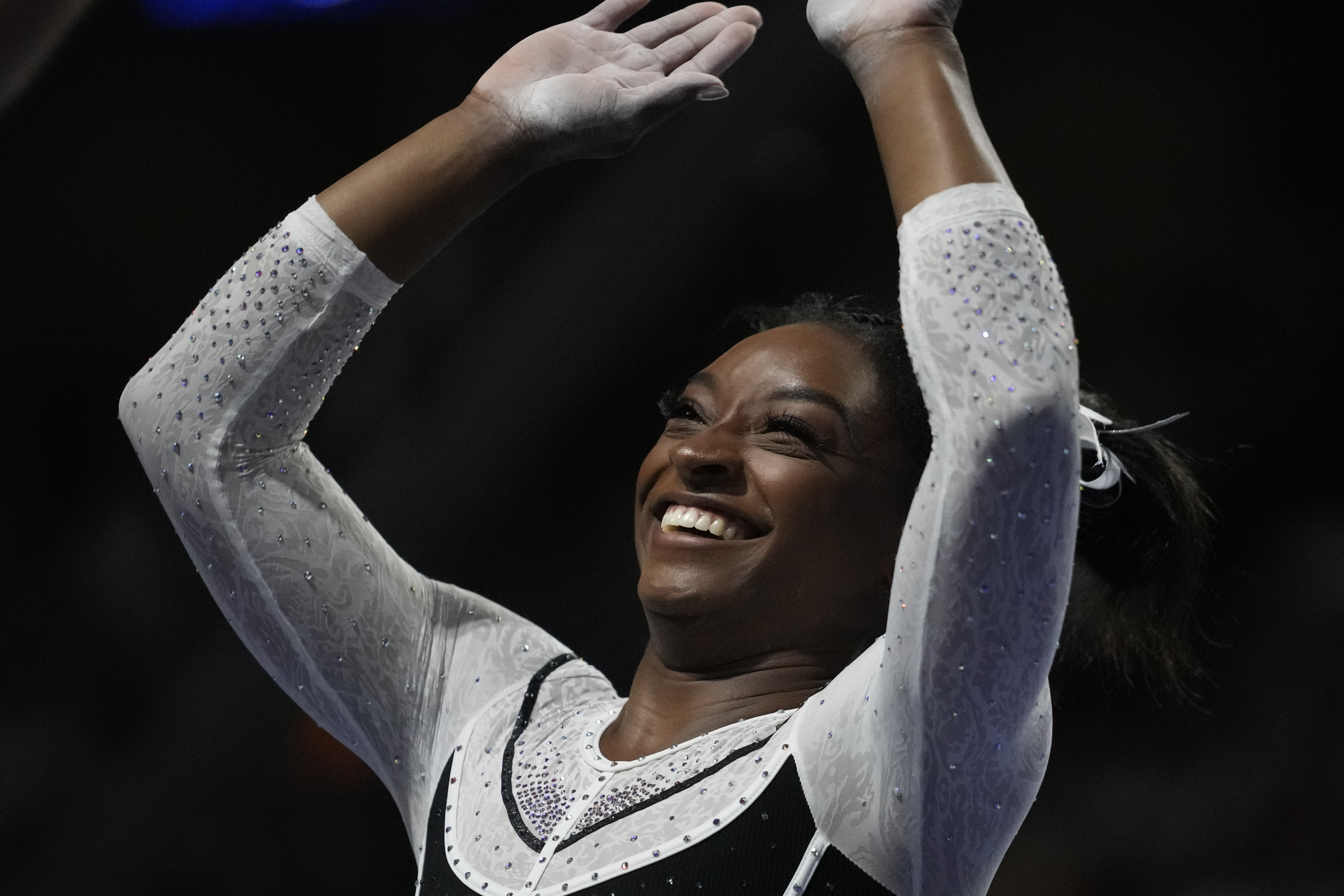 Simone Biles dazzles in her return from a 2-year layoff to dominate the US  Classic