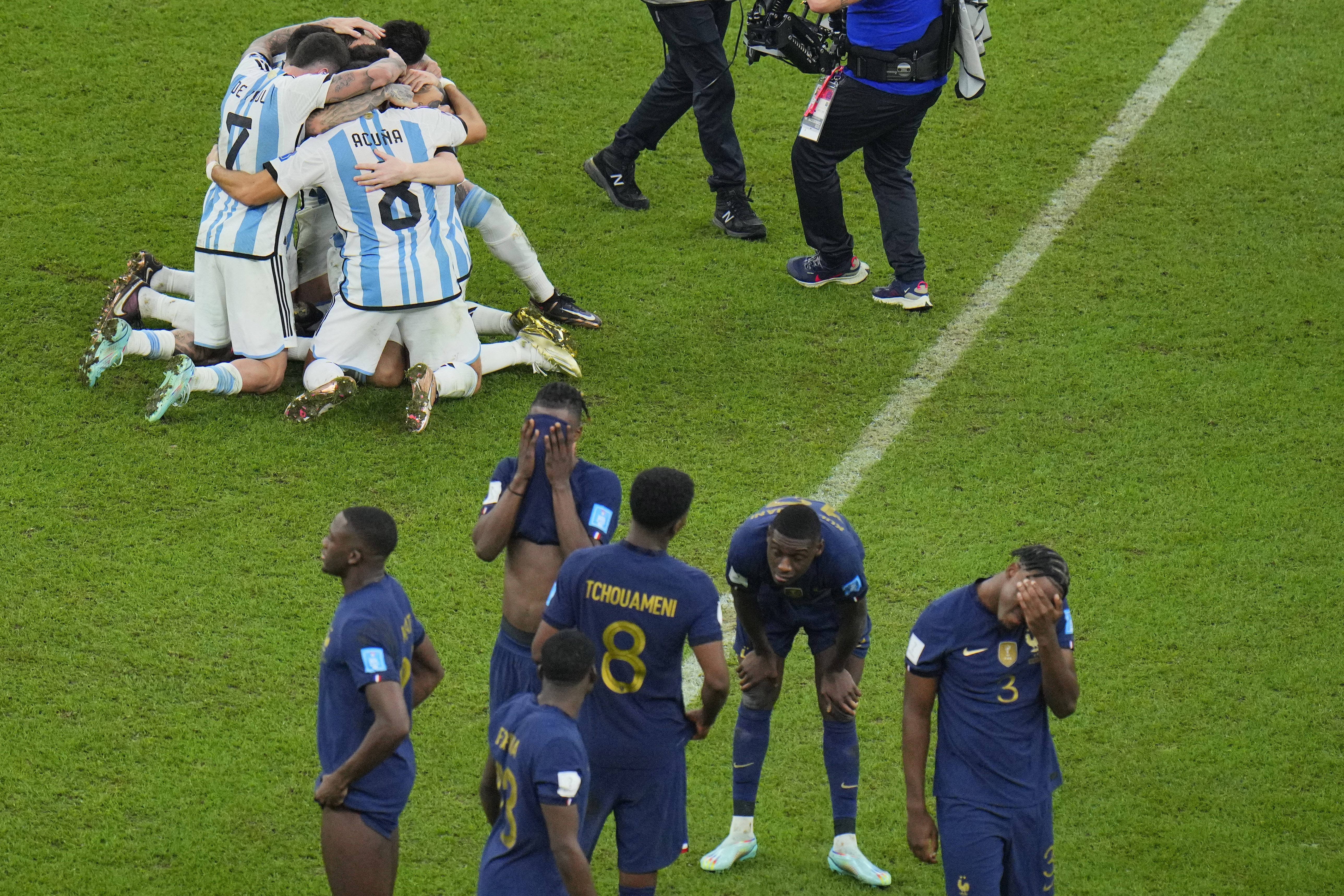 Lionel Messi and Argentina defeat France in penalty kick shootout for World  Cup title