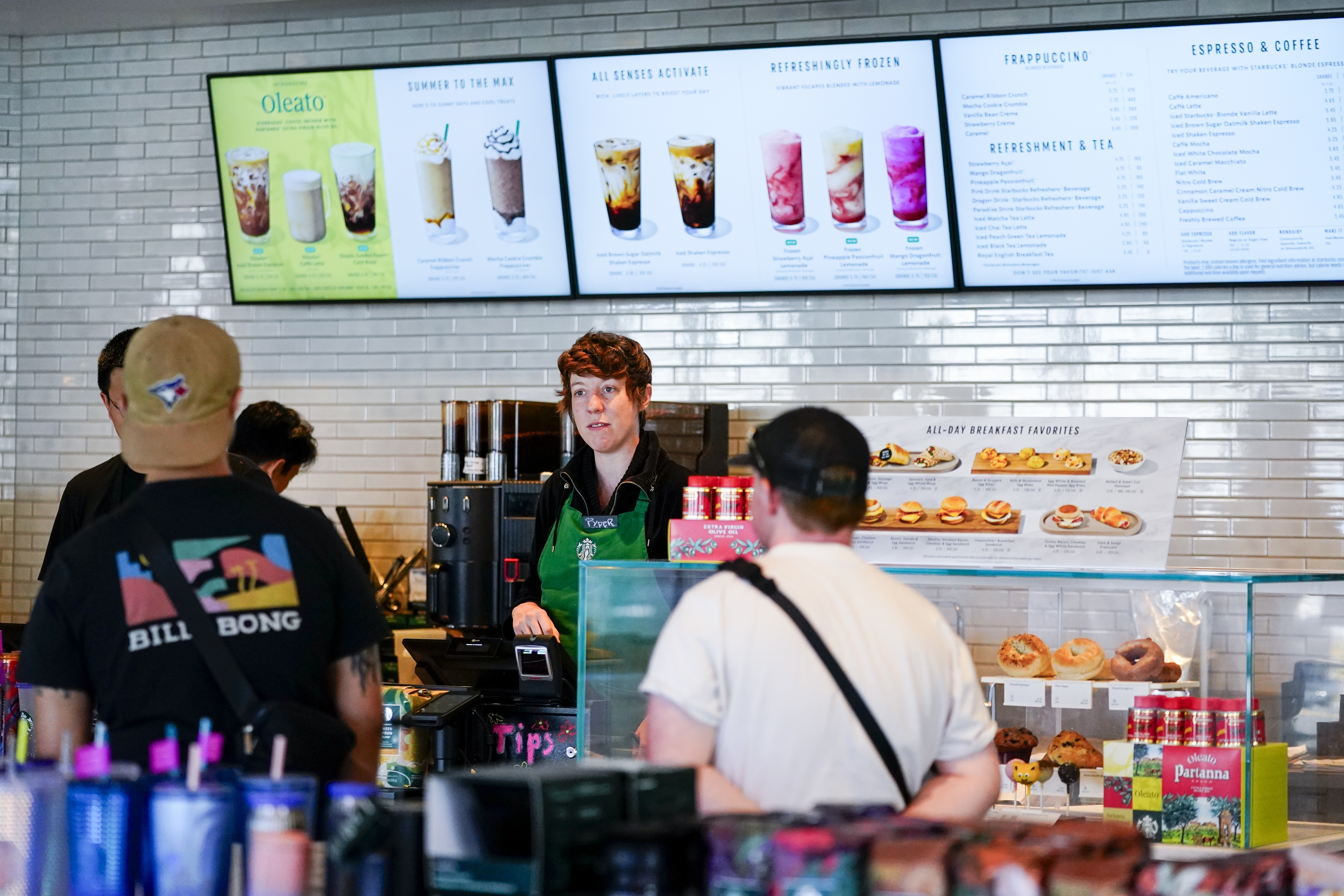 Citing sustainability, Starbucks wants to overhaul its iconic cup. Will  customers go along?