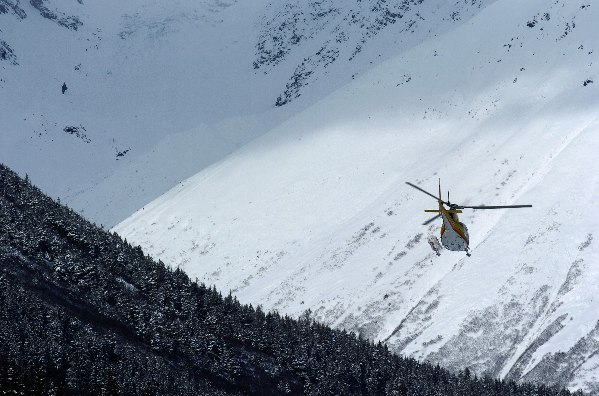 Body of heli-skier buried in March avalanche near Girdwood